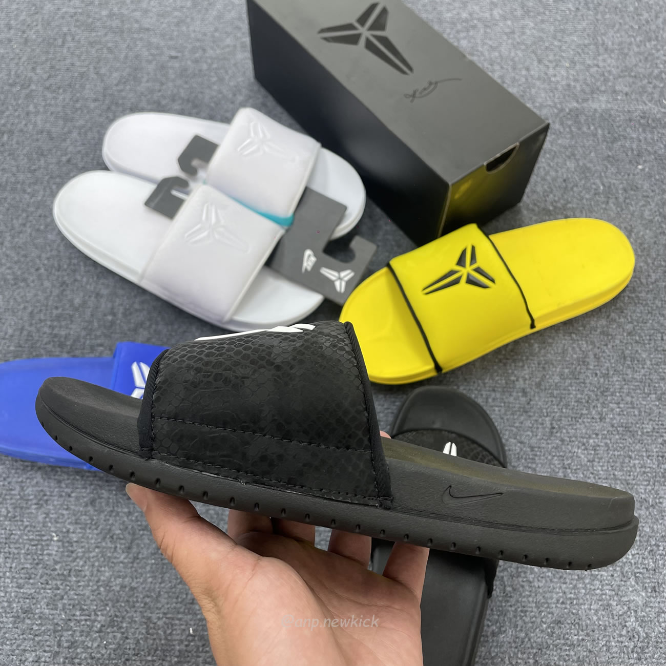 Nike Offcourt Slide Kobe Bryant Dodgers If2870 400 (16) - www.newkick.vip