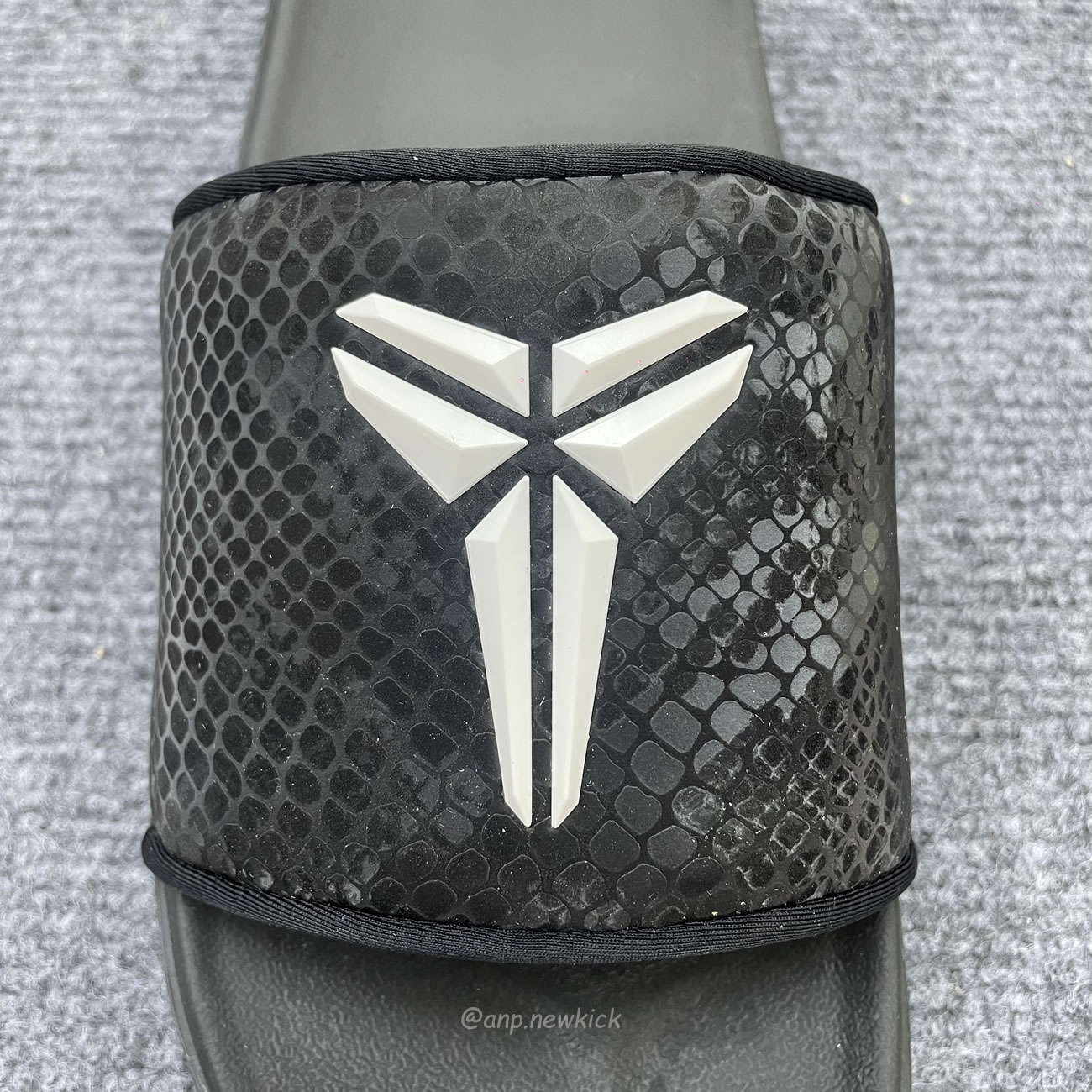 Nike Offcourt Slide Kobe Bryant Dodgers If2870 400 (12) - www.newkick.vip