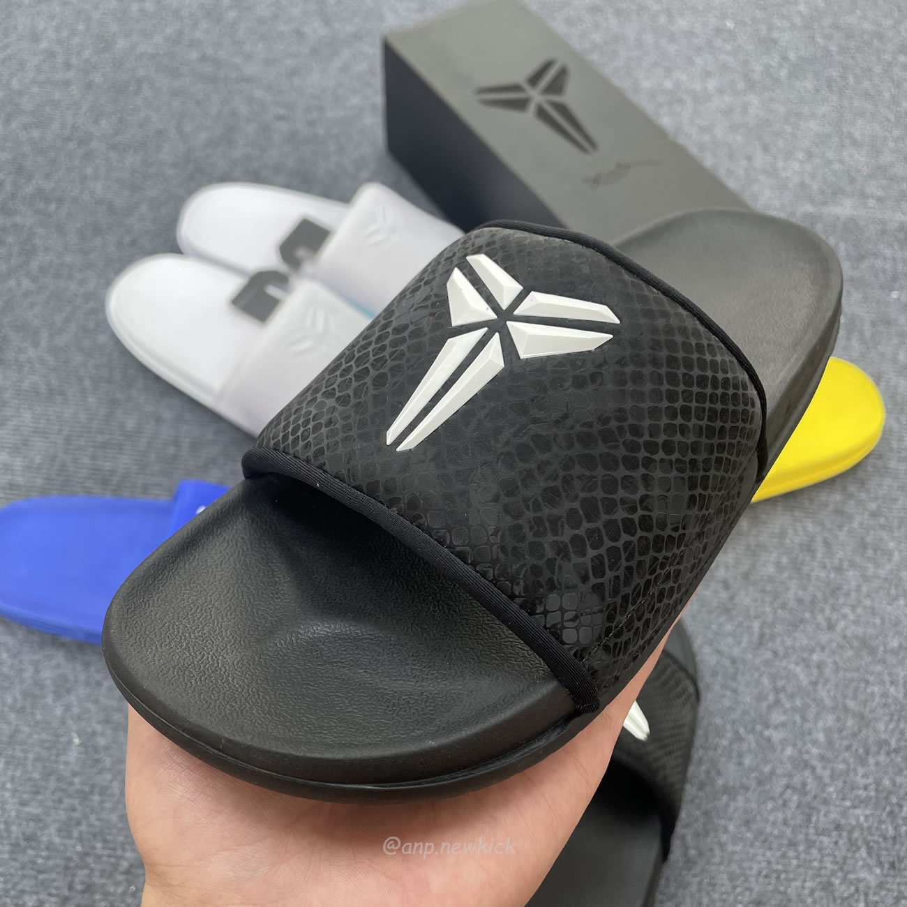 Nike Offcourt Slide Kobe Bryant Dodgers If2870 400 (15) - www.newkick.vip