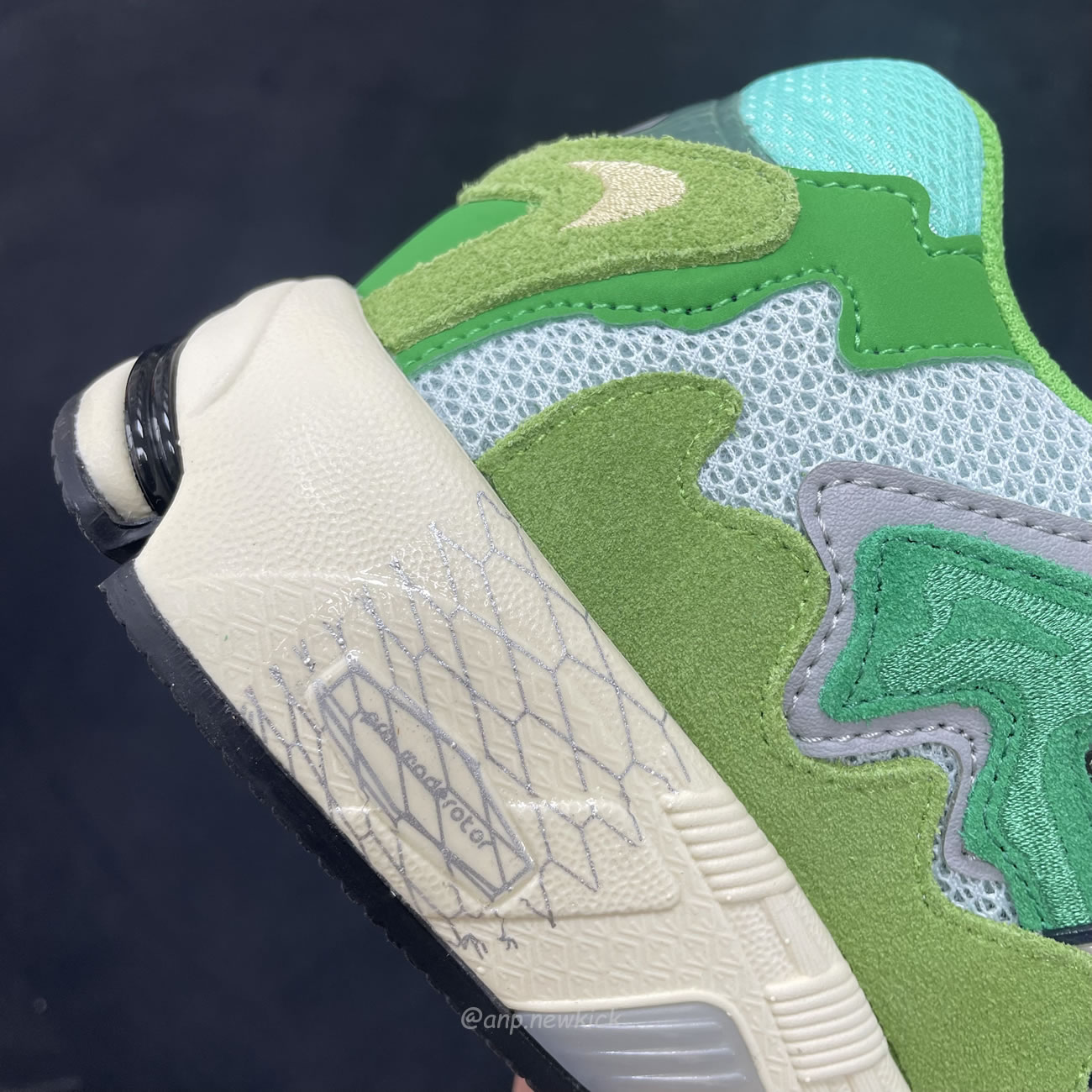 Adidas Response Cl Bad Bunny Boston Day If7182 (11) - www.newkick.vip