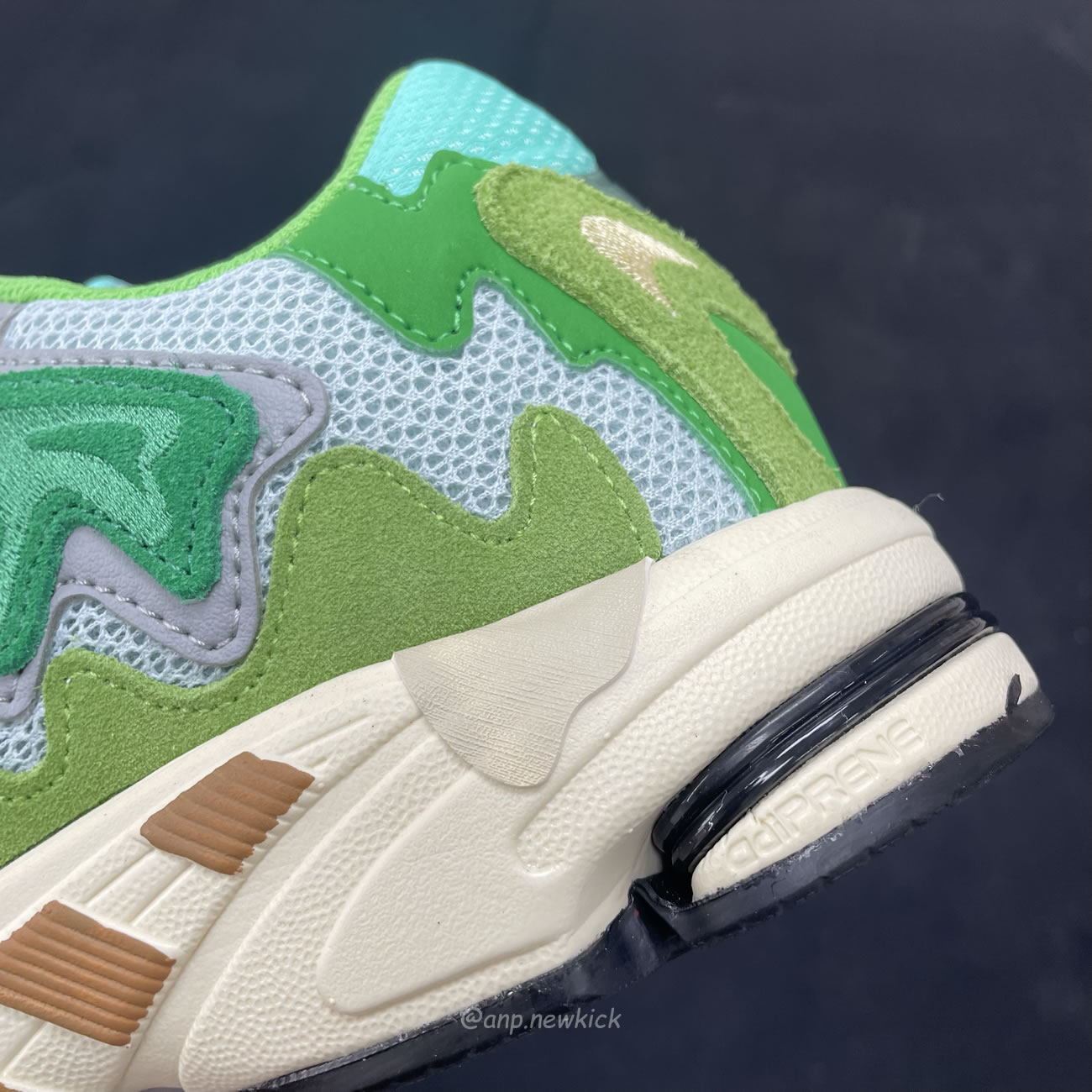 Adidas Response Cl Bad Bunny Boston Day If7182 (4) - www.newkick.vip