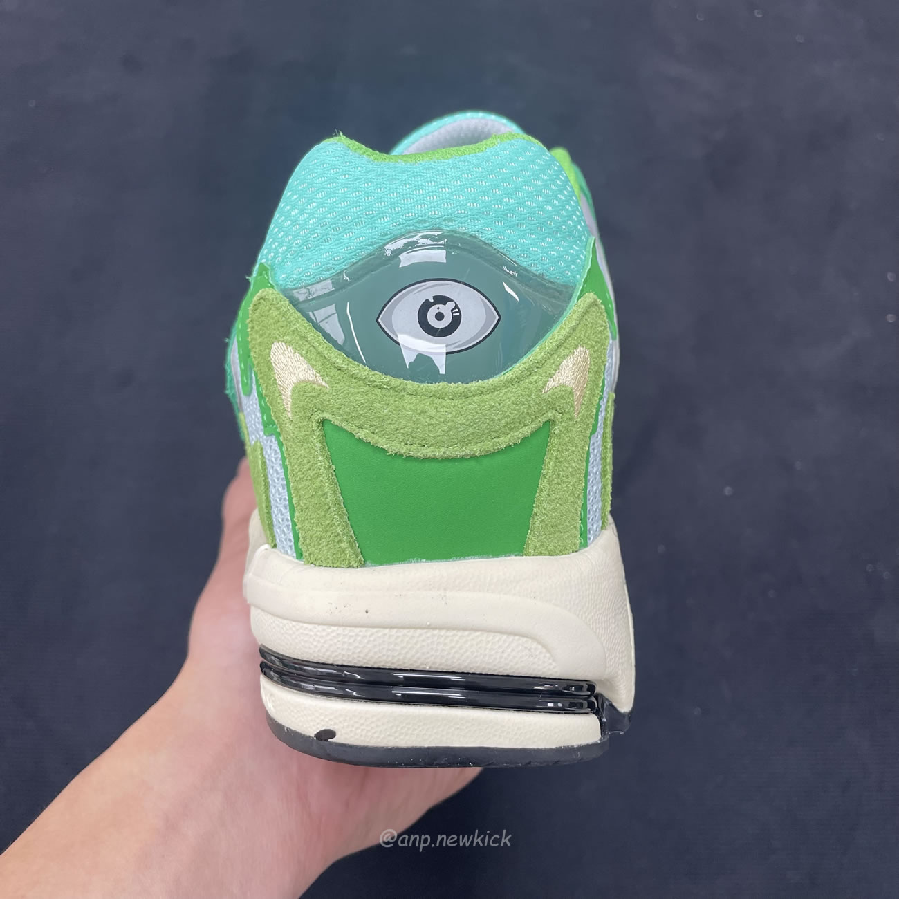 Adidas Response Cl Bad Bunny Boston Day If7182 (8) - www.newkick.vip