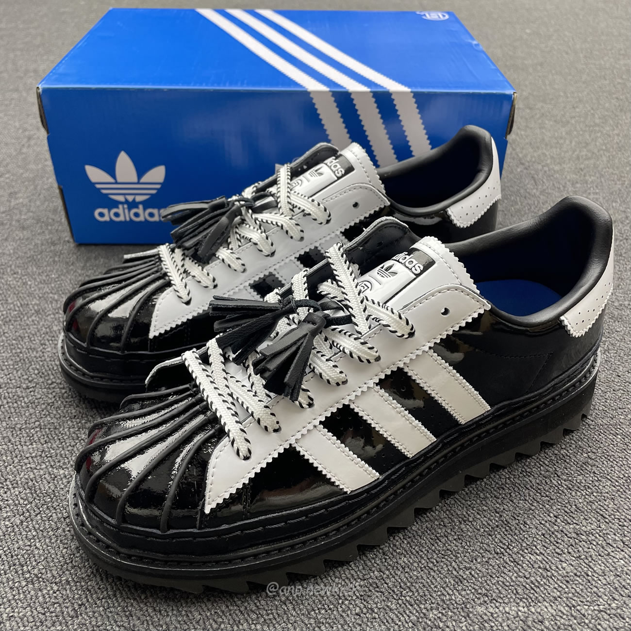 Adidas Superstar Clot By Edison Chen White Black Crystal Sand Ih3132 Ih3131 (7) - www.newkick.vip