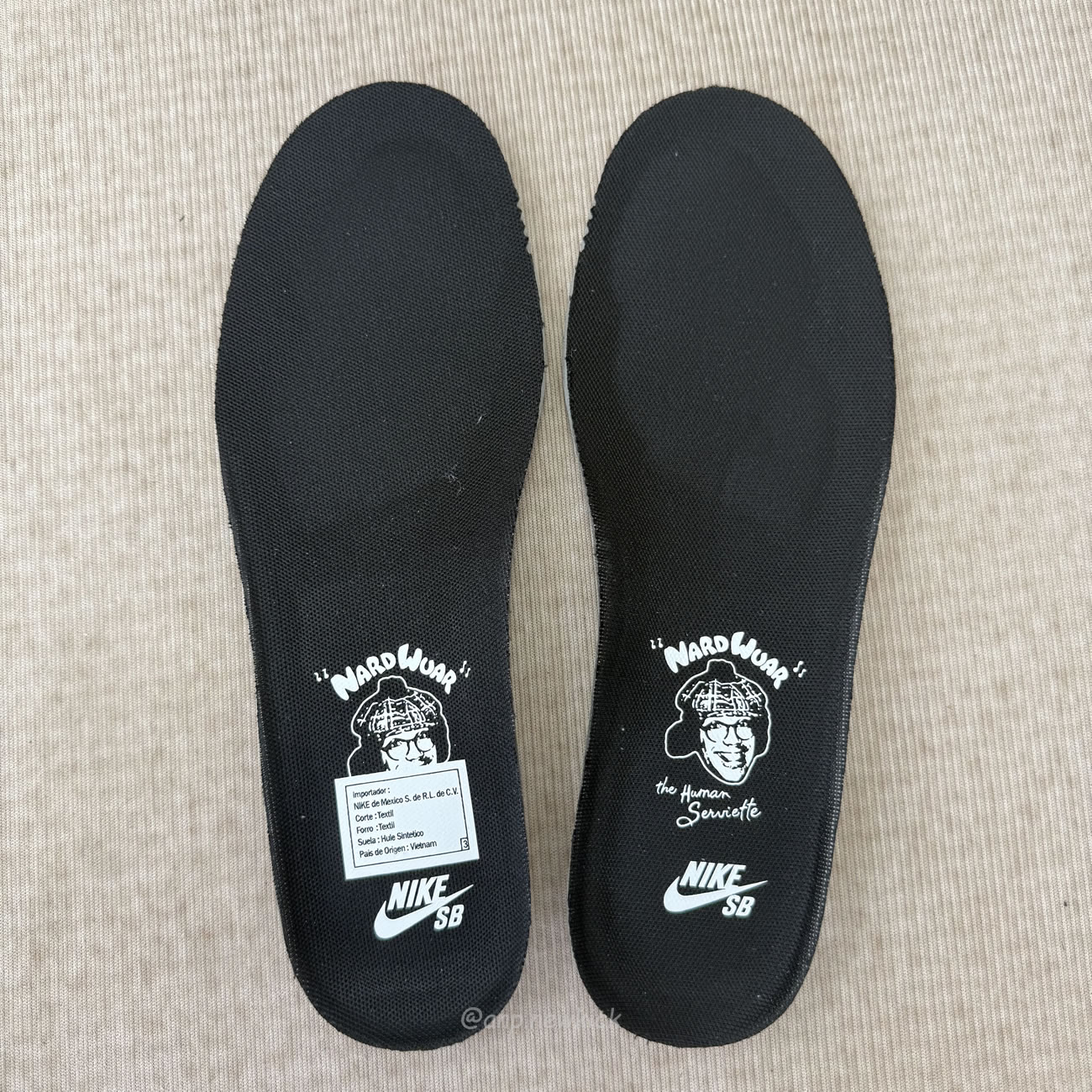 Nike Sb Dunk Low Nardwuar Ii1493 600 (11) - www.newkick.vip