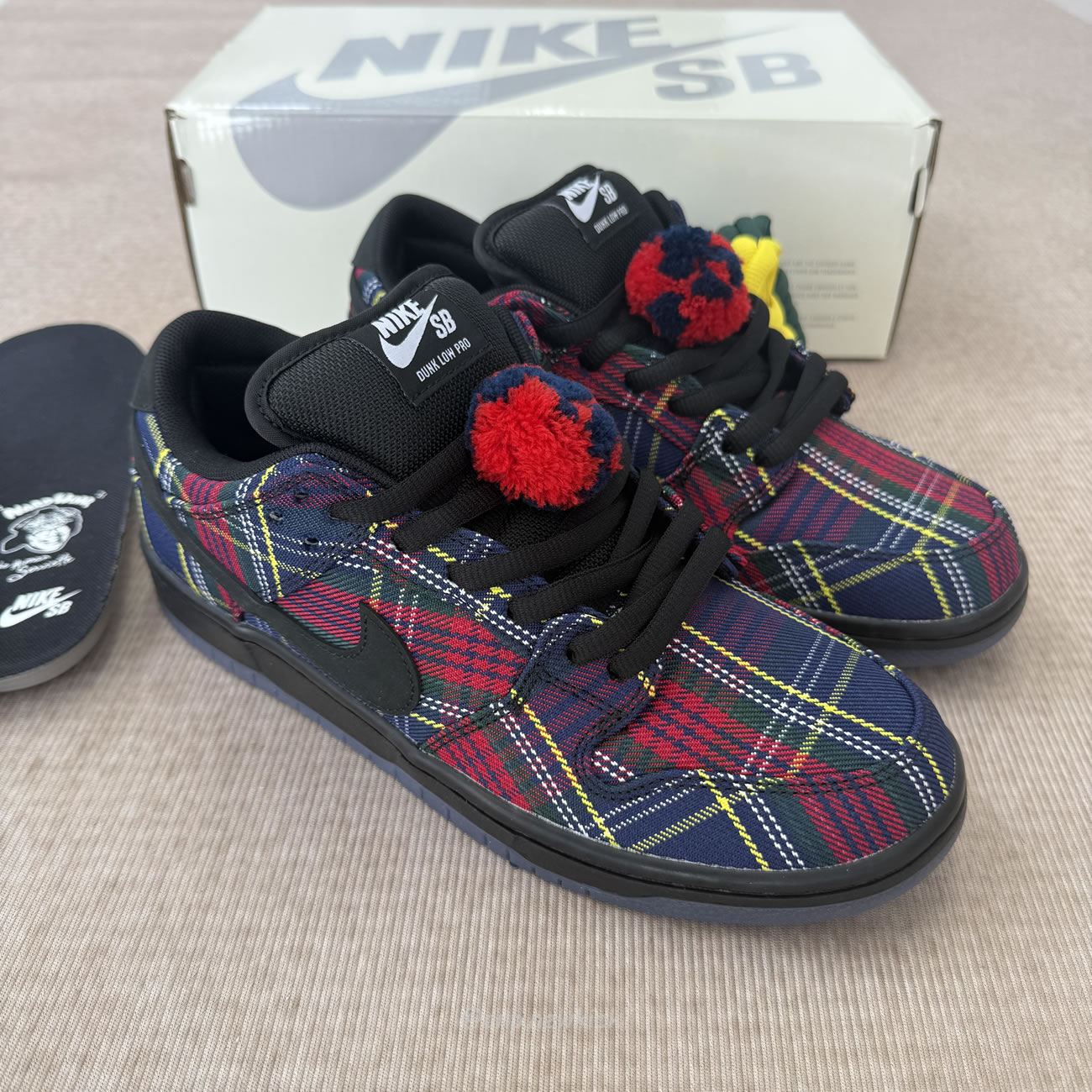 Nike Sb Dunk Low Nardwuar Ii1493 600 (9) - www.newkick.vip