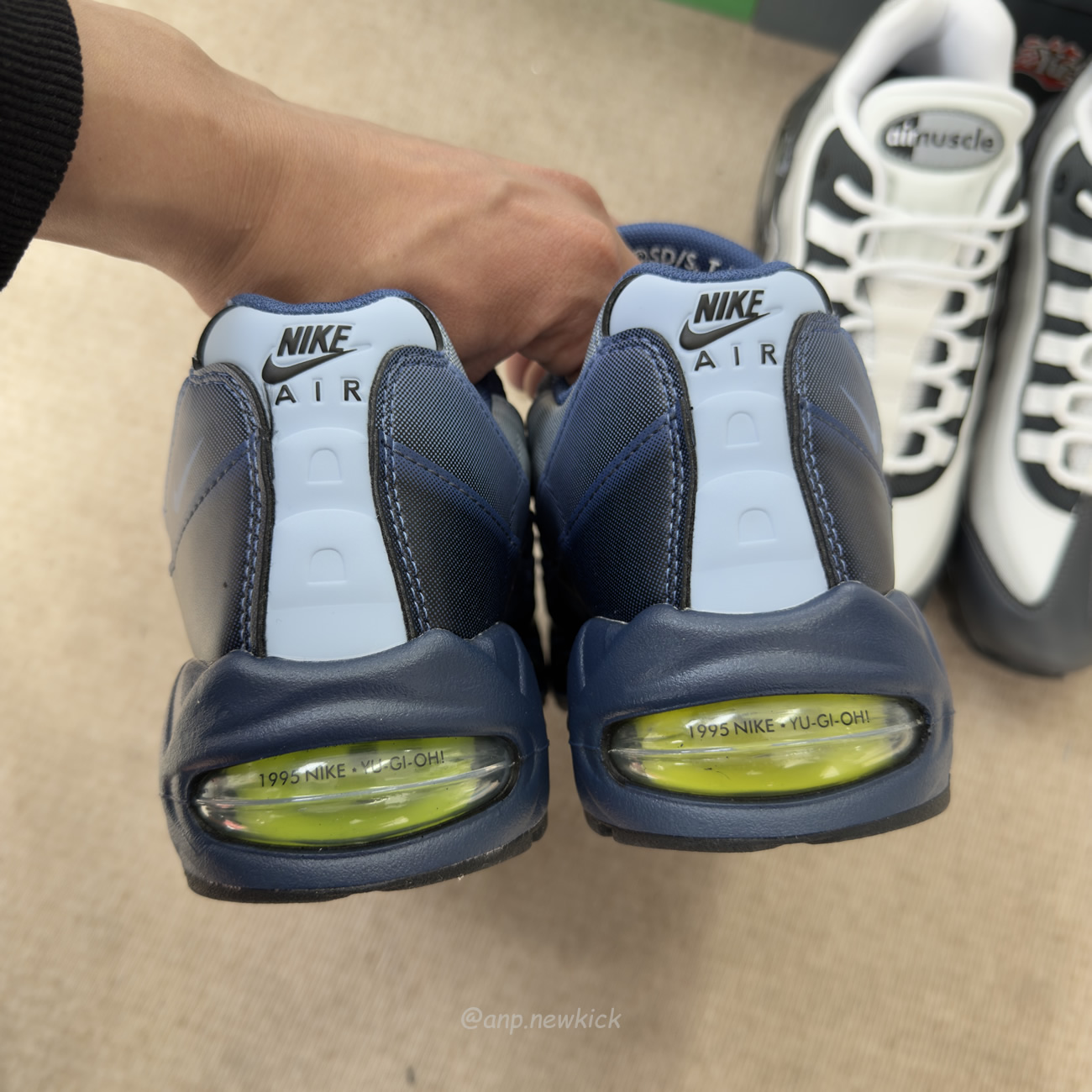 Nike Air Max Muscle 95 Yu Gi Oh Joey Jonouchi Without Promo Card Ii7404 400 (11) - www.newkick.vip