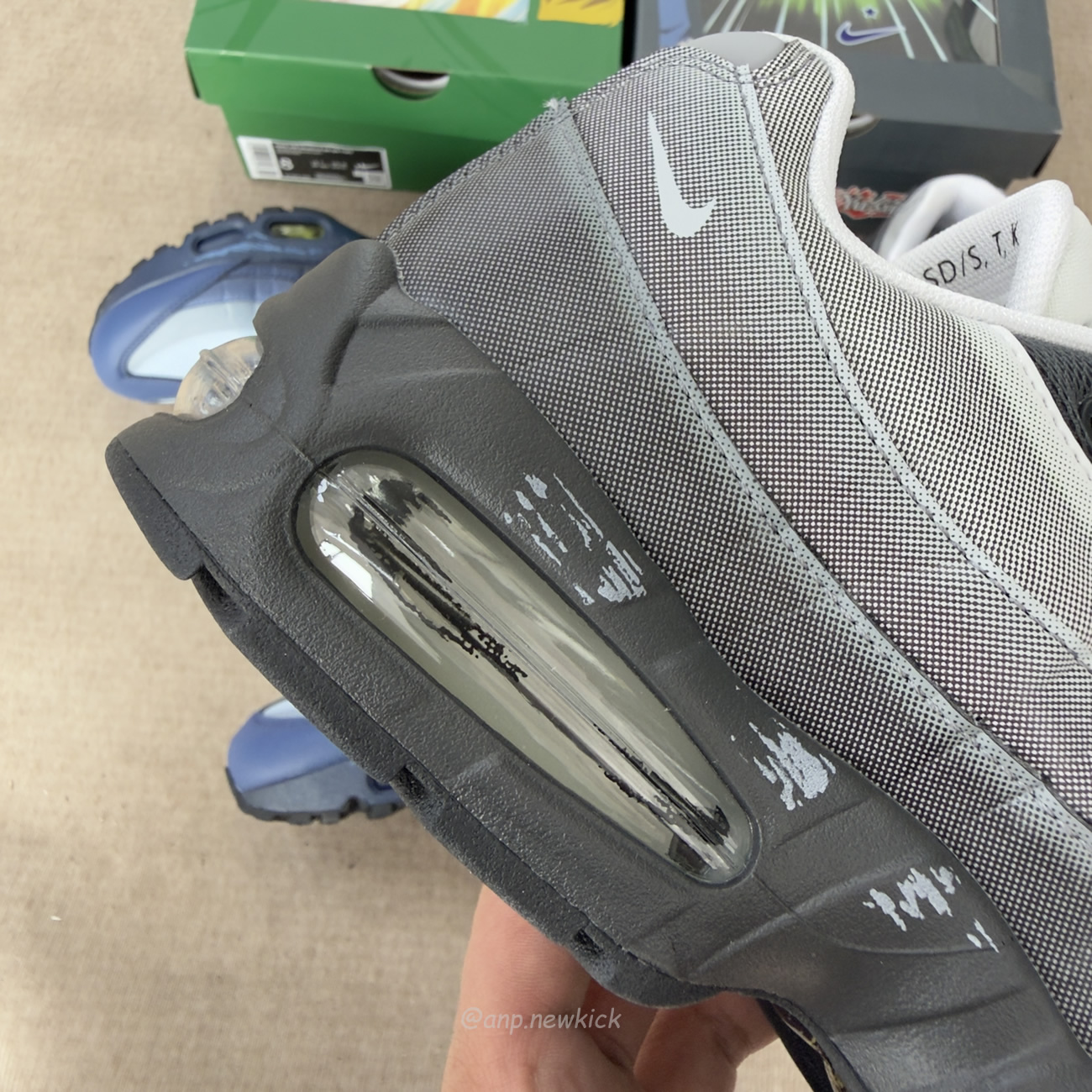 Nike Air Max Muscle 95 Yu Gi Oh Joey Jonouchi Without Promo Card Ii7404 400 (15) - www.newkick.vip