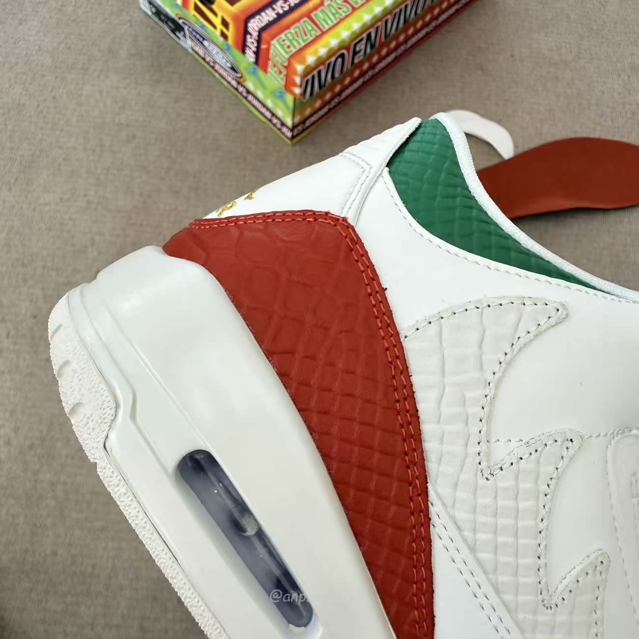 Air Jordan 3 Retro El Vuelo Summit White Io1752 100 (2) - www.newkick.vip Air Jordan 3 Retro El Vuelo Summit White Io1752 100 (2) - www.newkick.vip
