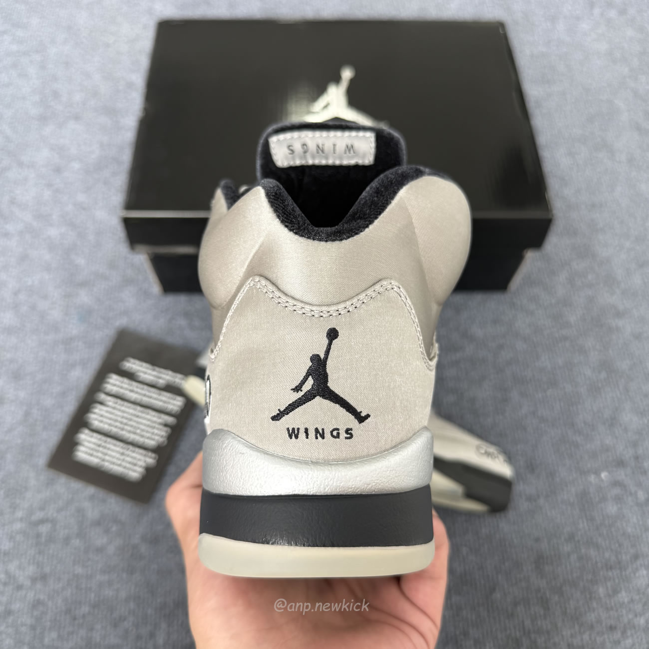 Air Jordan 5 Retro Wings 2025 Womens Io2038 001 (3) - www.newkick.vip