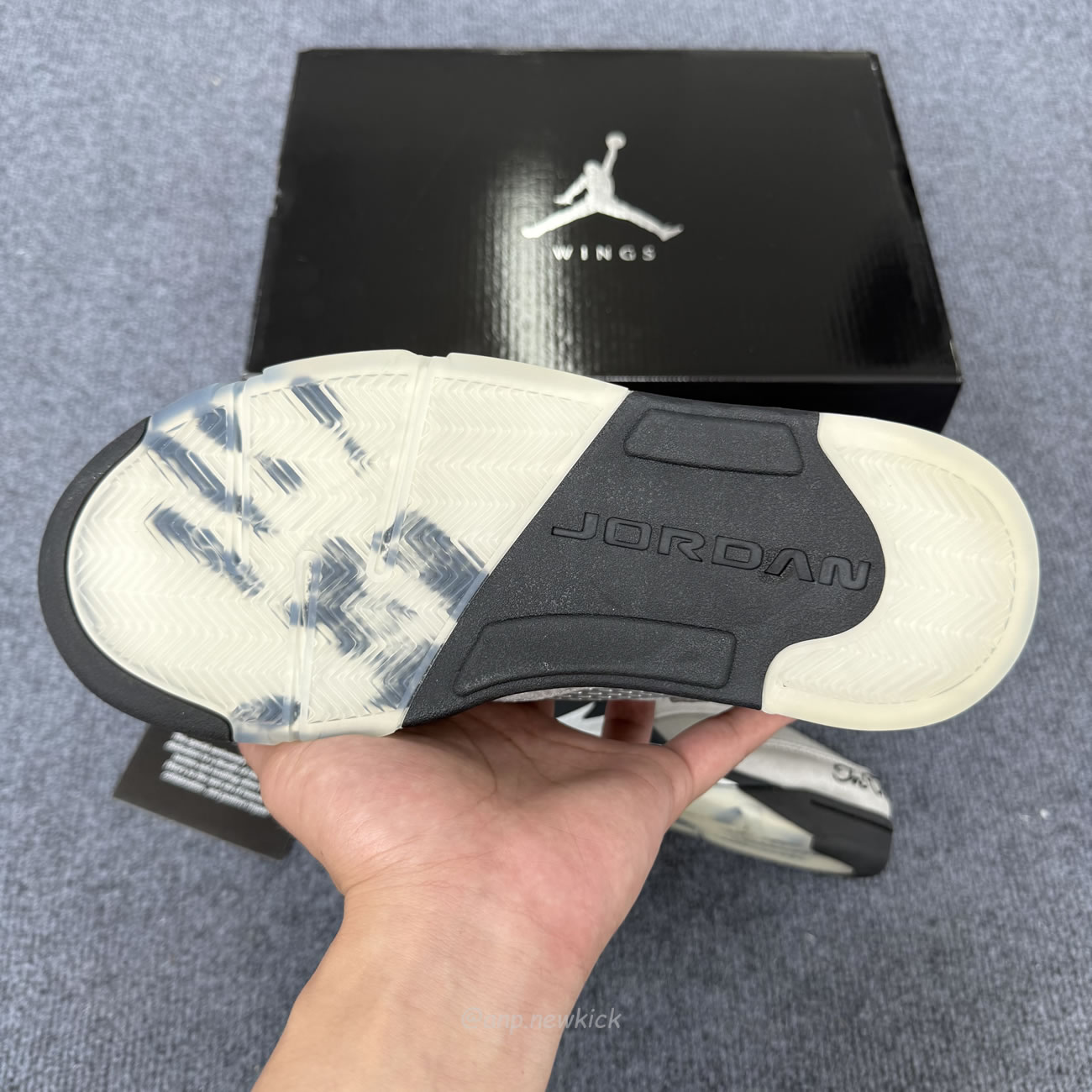 Air Jordan 5 Retro Wings 2025 Womens Io2038 001 (8) - www.newkick.vip