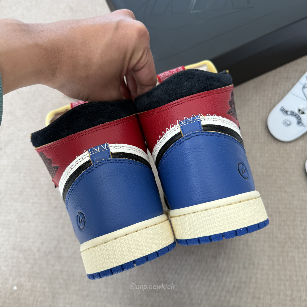 Air Jordan 1 Retro High Og Sp Fragment X Union La Varsity Red Sport Royal Io7847 002 (5) - www.newkick.vip