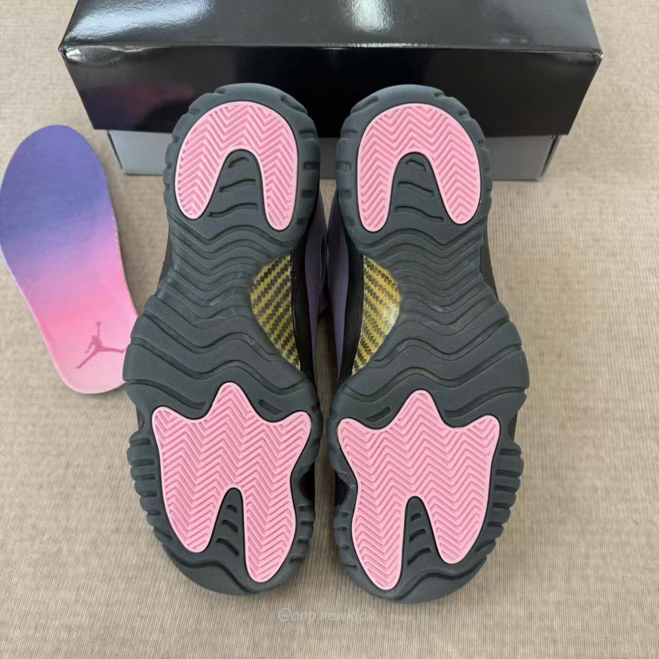 Air Jordan 11 Retro Mojave Io8961 553 (6) - www.newkick.vip