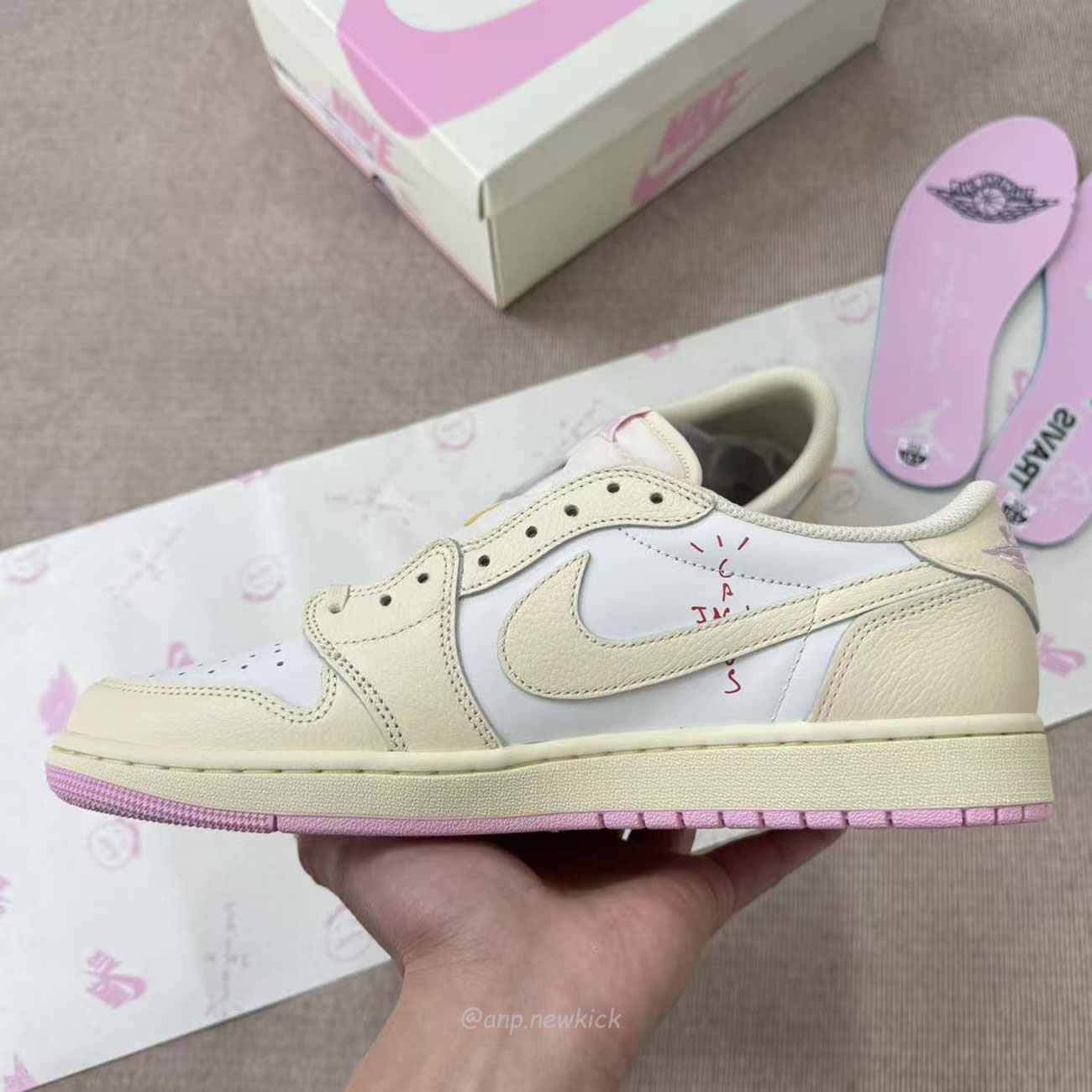 Air Jordan 1 Retro Low Og Sp Travis Scott Shy Pink Iq7604 100 (4) - www.newkick.vip