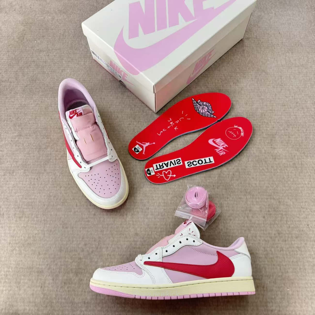 Air Jordan 1 Retro Low Og Sp Travis Scott Shy Pink Iq7604 101 (11) - www.newkick.vip Air Jordan 1 Retro Low Og Sp Travis Scott Shy Pink Iq7604 101 (11) - www.newkick.vip