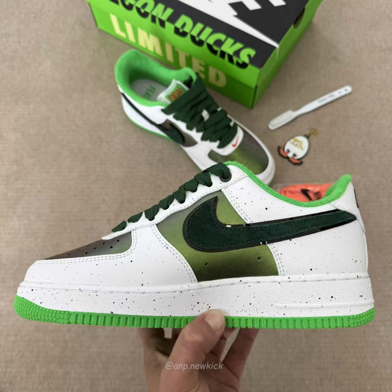 Nike Air Force 1 Low Ducks Of A Feather University Of Oregon Egg Or Duck Iu7613 100 (9) - www.newkick.vip Nike Air Force 1 Low Ducks Of A Feather University Of Oregon Egg Or Duck Iu7613 100 (9) - www.newkick.vip