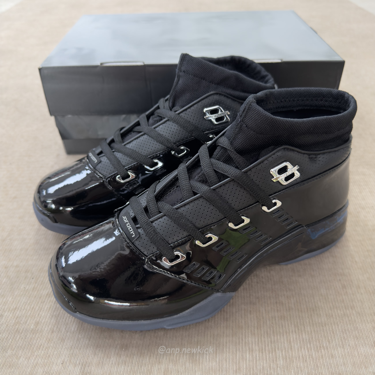Air Jordan 17 Retro Low Sp Black Patent Iv7640 001 (8) - www.newkick.vip