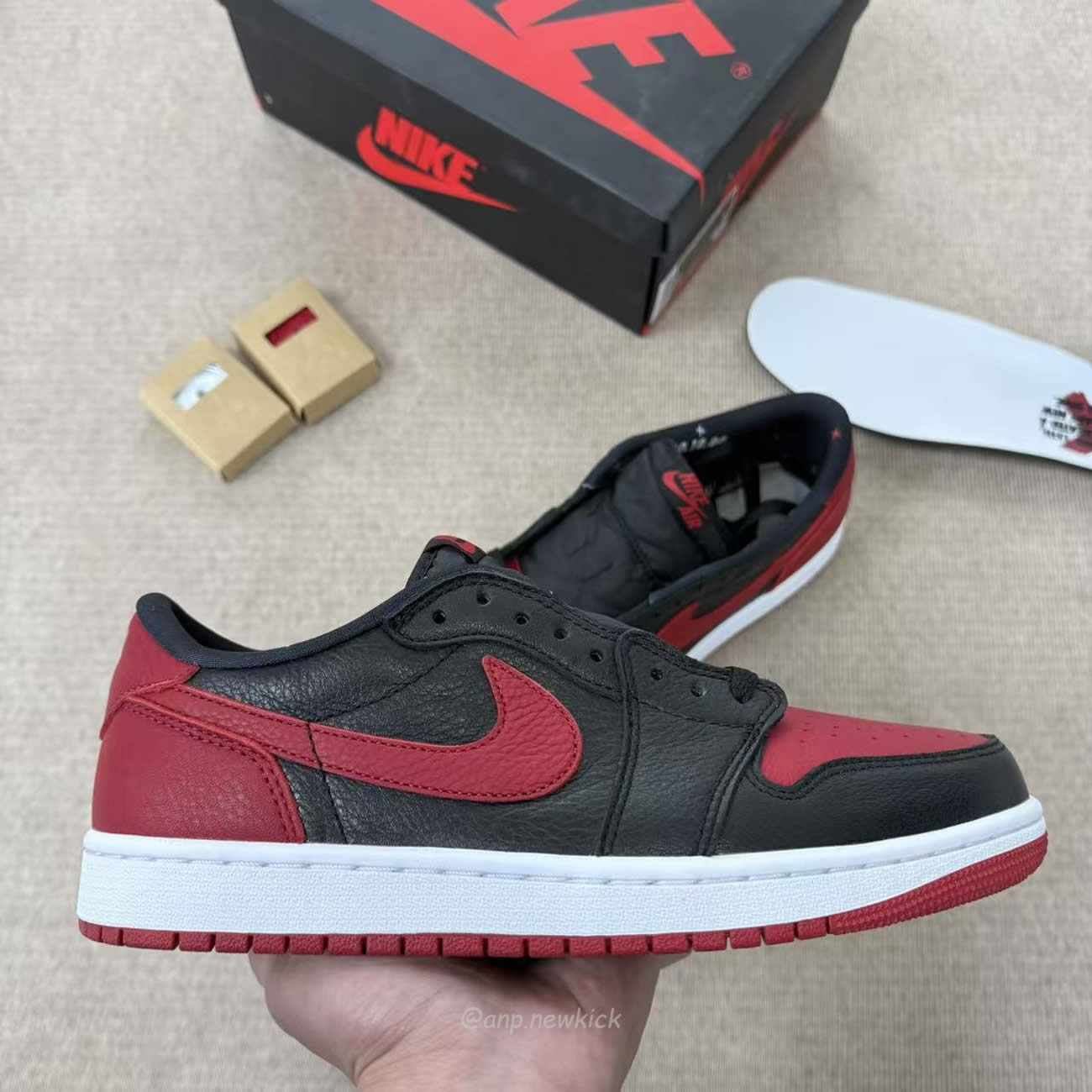 Air Jordan 1 Retro Low Og Banned Iw6276 001 (16) - www.newkick.vip Air Jordan 1 Retro Low Og Banned Iw6276 001 (16) - www.newkick.vip
