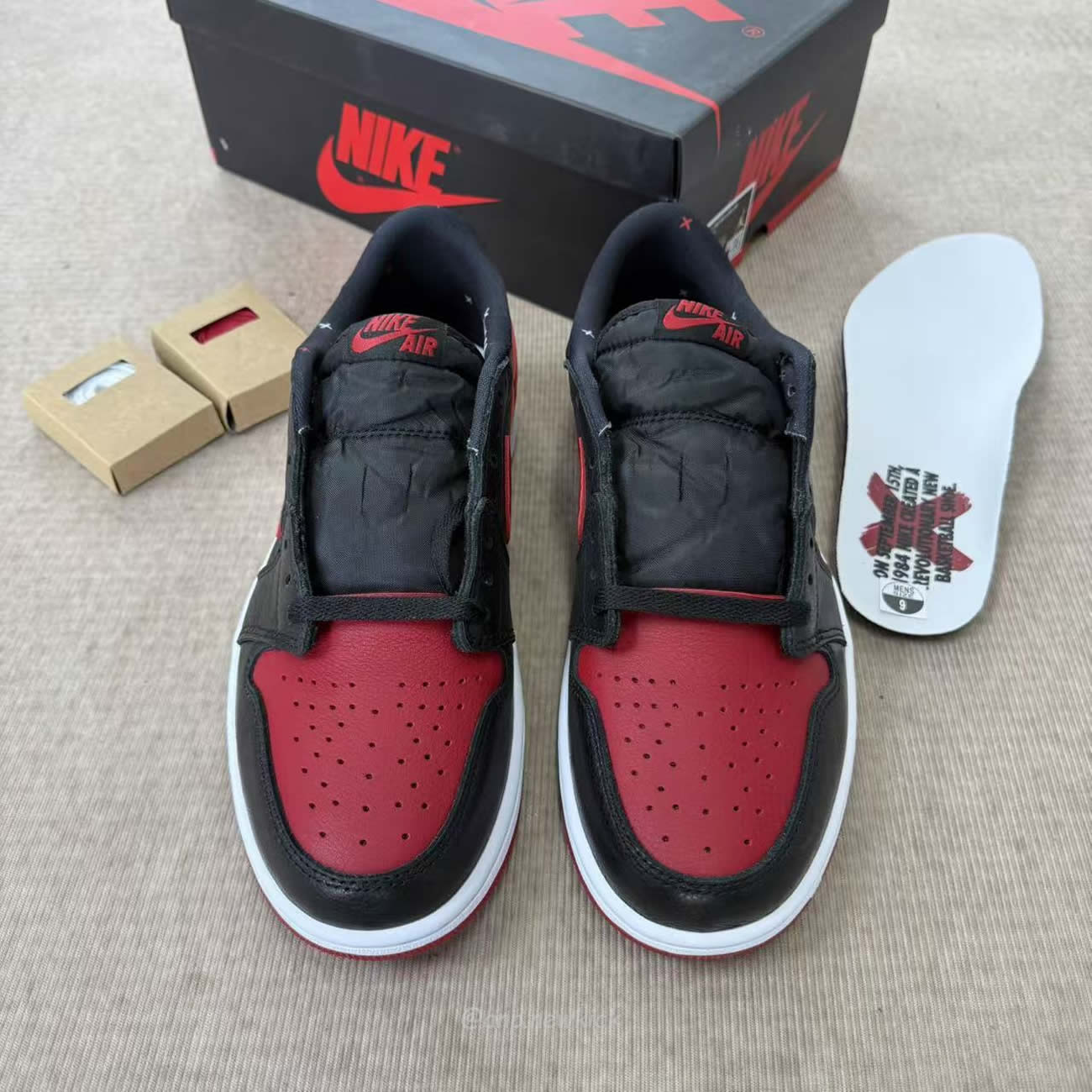 Air Jordan 1 Retro Low Og Banned Iw6276 001 (8) - www.newkick.vip