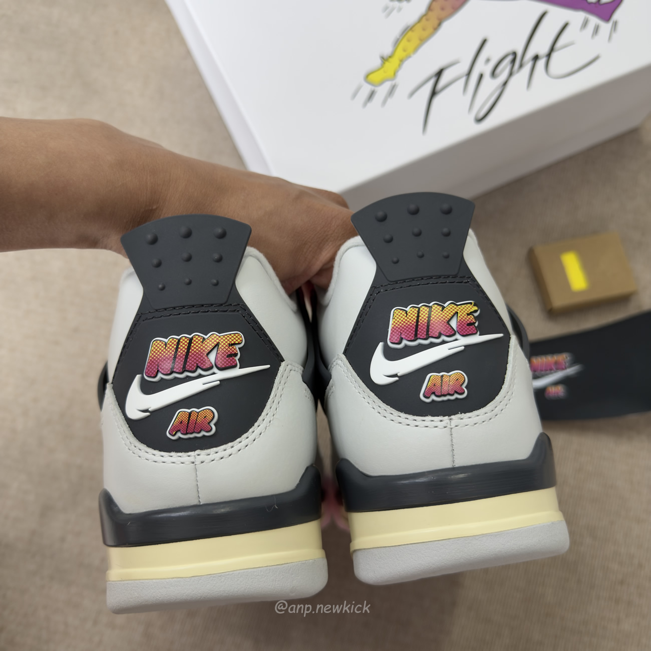 Air Jordan 4 Retro Comic Ja1135 100 (6) - www.newkick.vip