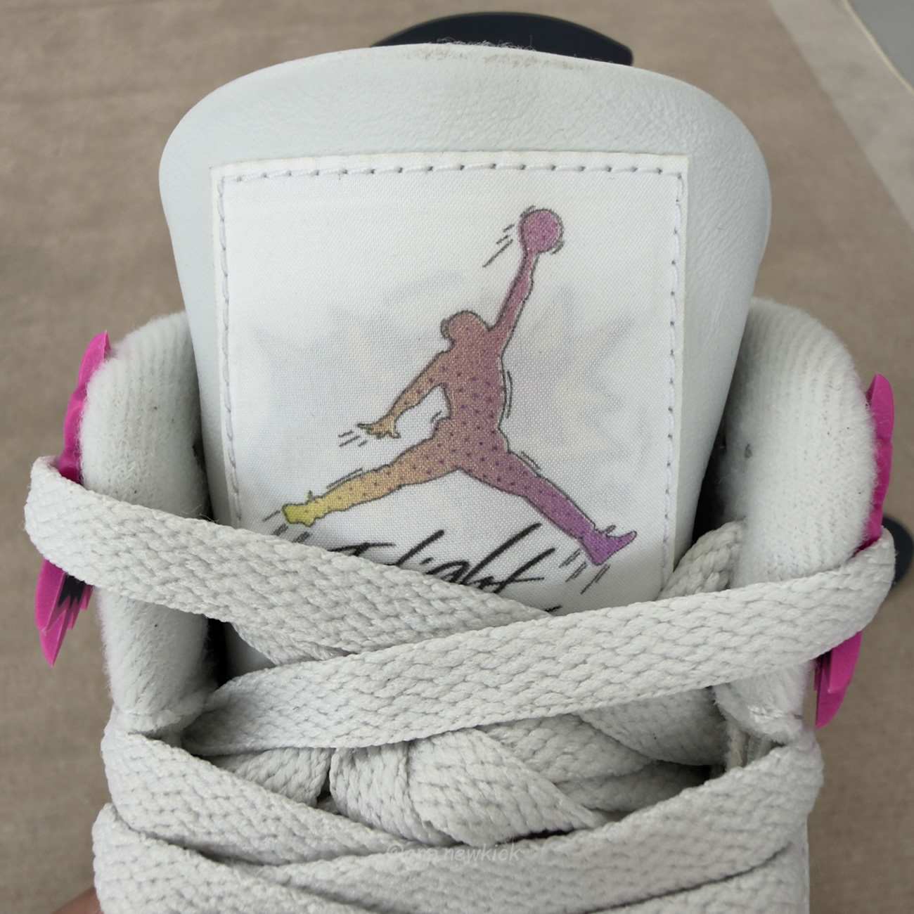 Air Jordan 4 Retro Comic Ja1135 100 (9) - www.newkick.vip