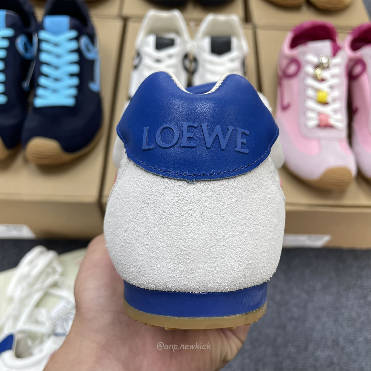 Loewe Ballet Runner 2.0 In Nylon And Calfskin (5) - www.newkick.vip Loewe Ballet Runner 2.0 In Nylon And Calfskin (5) - www.newkick.vip