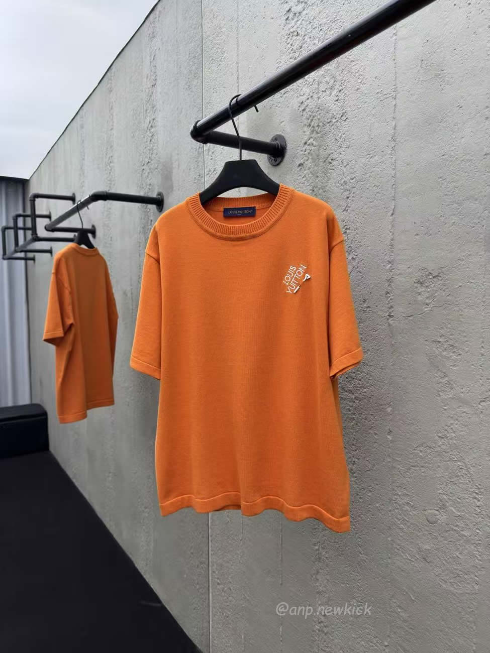 Louis Vuitton Pin Knit Short Sleeve Embroidered Logo Orange T Shirt (7) - www.newkick.vip