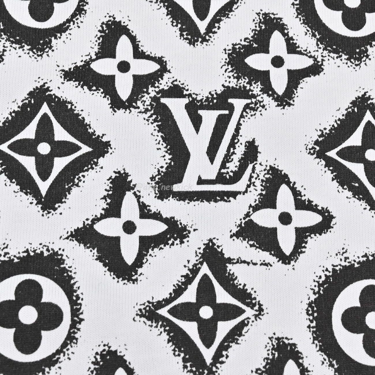 Louis Vuitton Full Print Presbyopia Logo Round Neck Short Sleeved T Shirt (2) - www.newkick.vip Louis Vuitton Full Print Presbyopia Logo Round Neck Short Sleeved T Shirt (2) - www.newkick.vip
