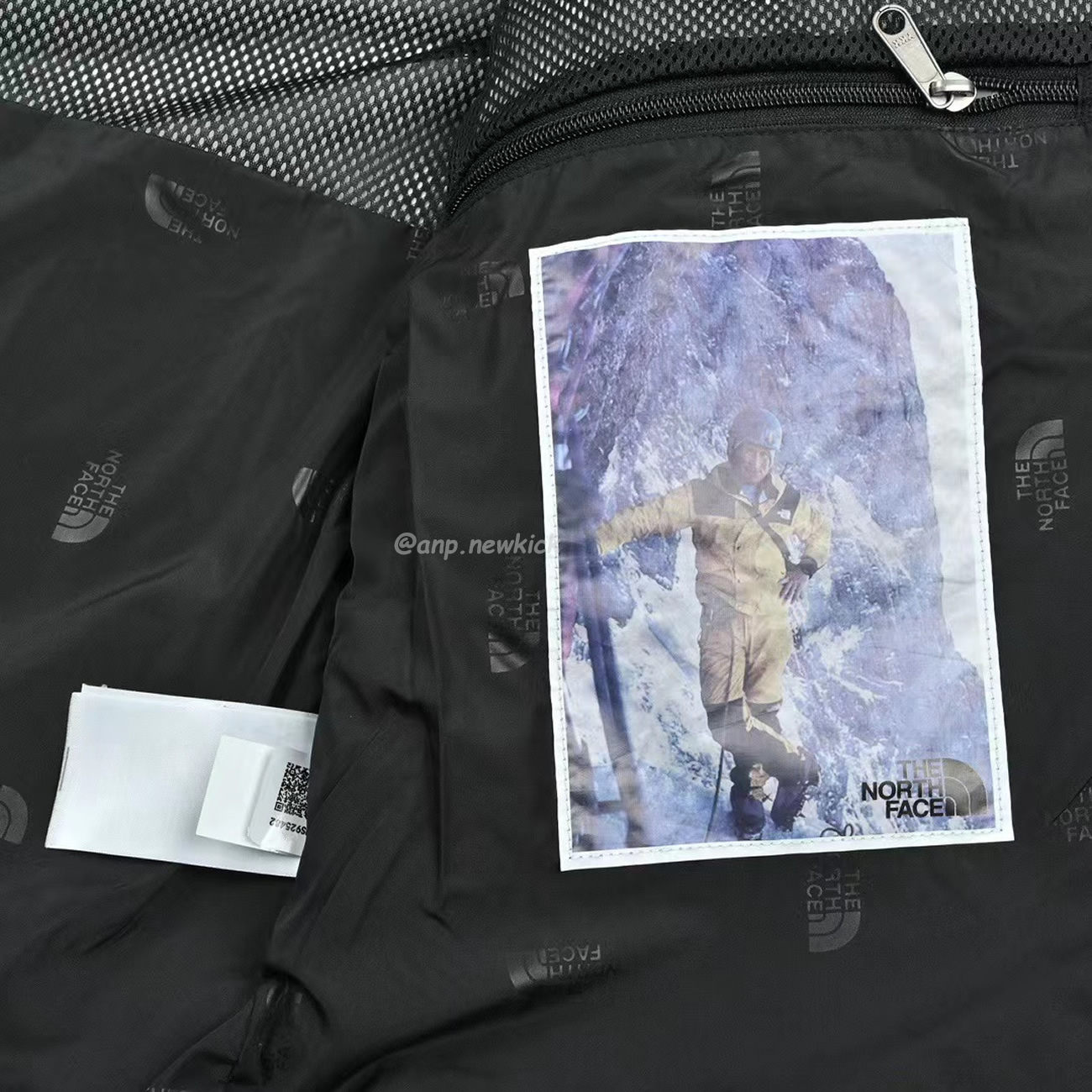 The North Face M 86 Retro Mountain Jacket Year Of The Rabbit Limited (3) - www.newkick.vip The North Face M 86 Retro Mountain Jacket Year Of The Rabbit Limited (3) - www.newkick.vip