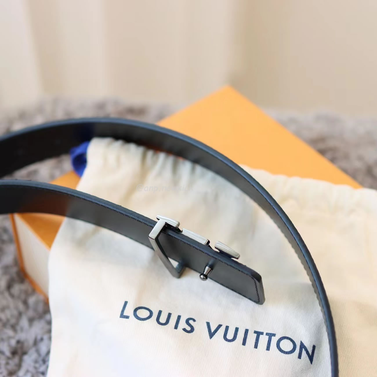 Louis Vuitton Reversible Belt Initiales Monogram Eclipse Reverse 40mm Gray M0285t (6) - www.newkick.vip Louis Vuitton Reversible Belt Initiales Monogram Eclipse Reverse 40mm Gray M0285t (6) - www.newkick.vip
