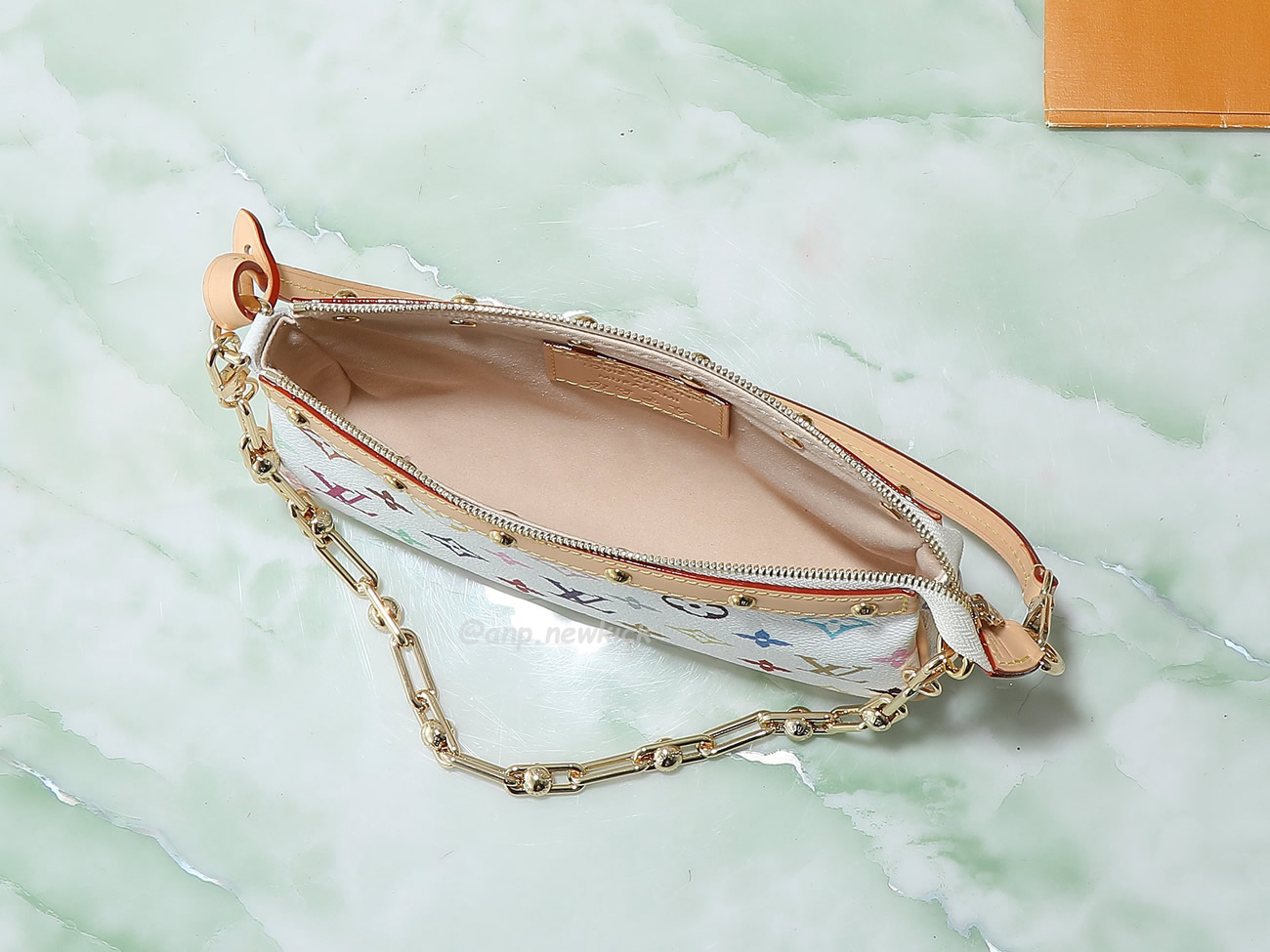 Louis Vuitton X Takashi Murakami Pochette Accessoires White Multicolored M13404 (2) - www.newkick.vip