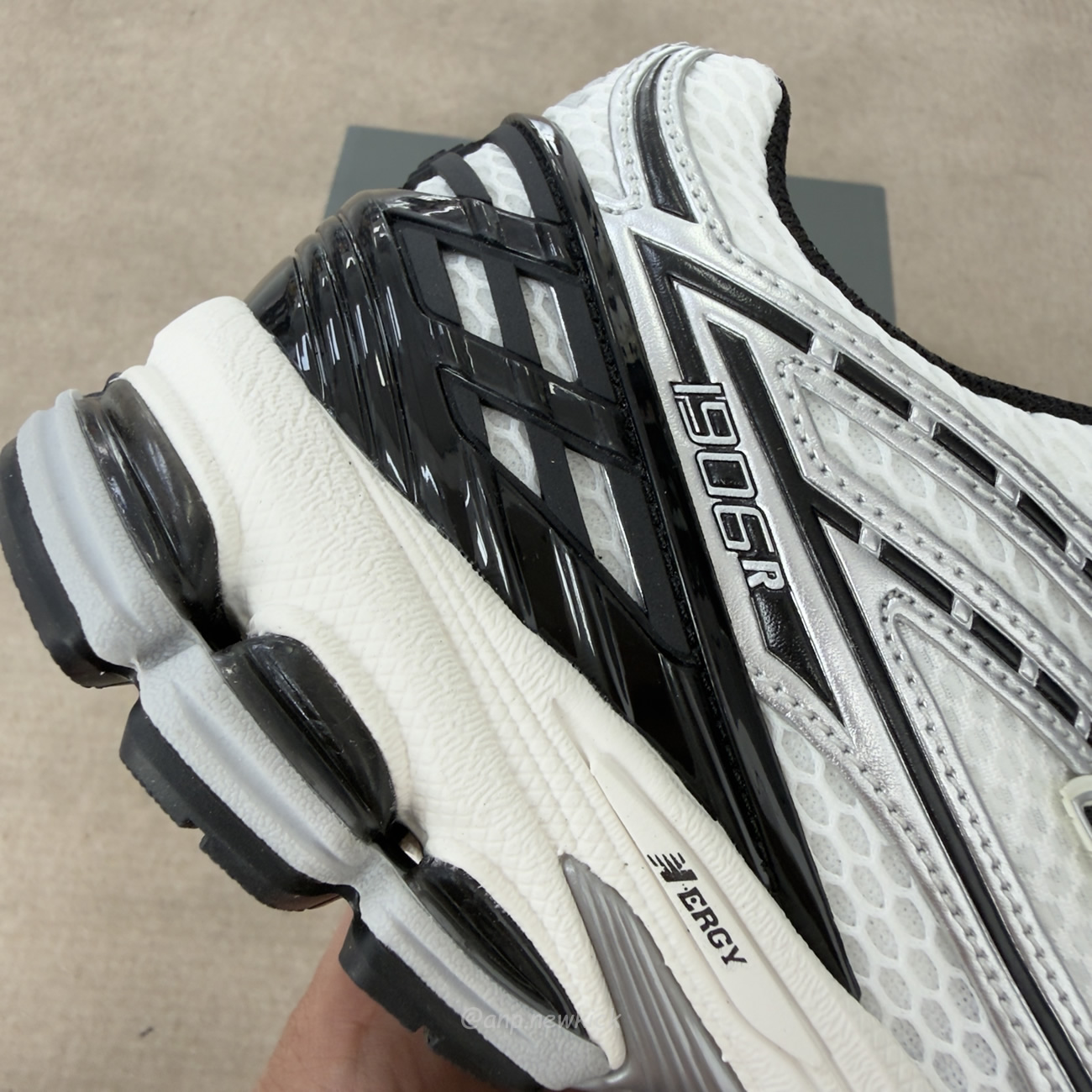 New Balance 1906r Silver Black M1906rer (2) - www.newkick.vip