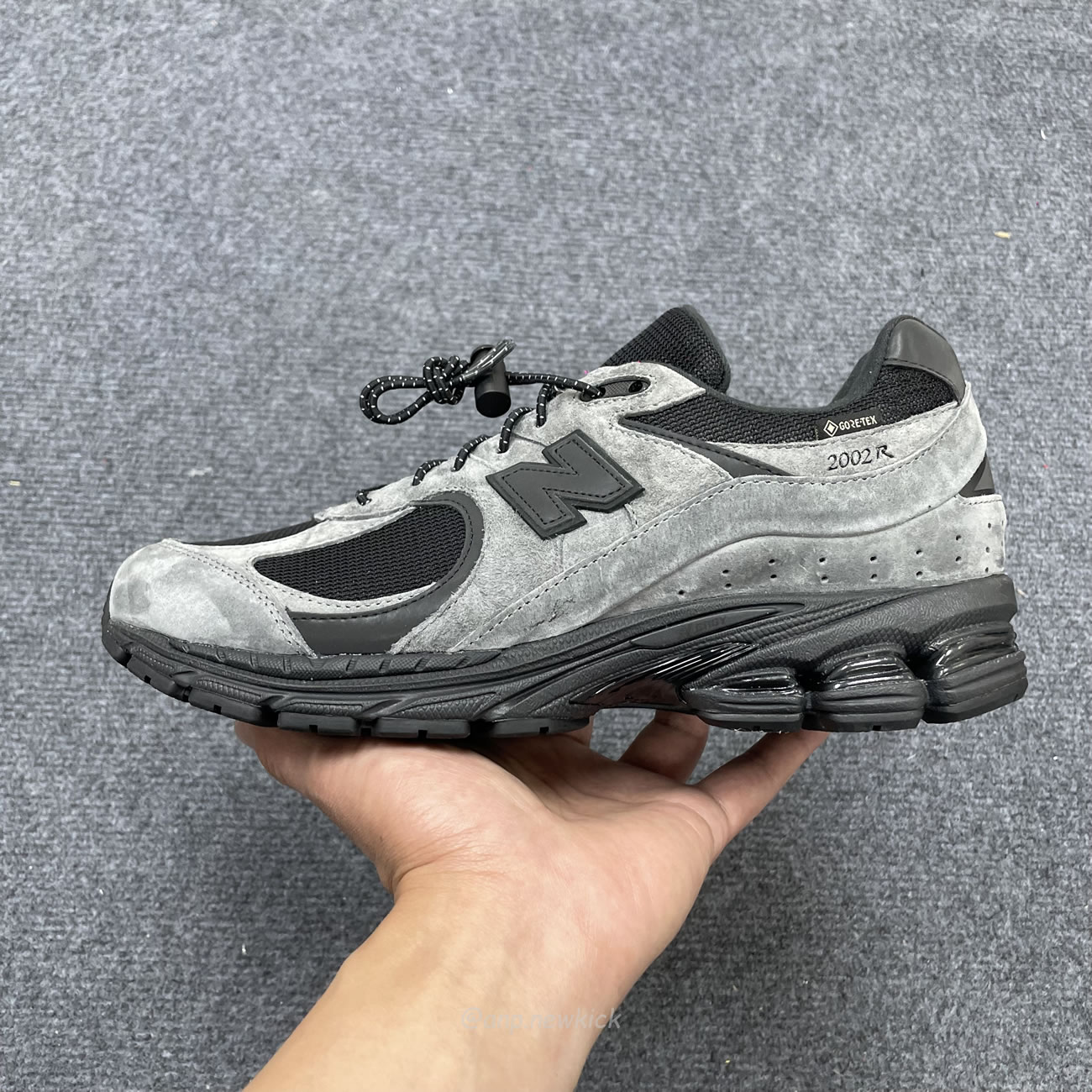 New Balance 2002r Gore Tex Jjjjound Charcoal M2002rxz (5) - www.newkick.vip