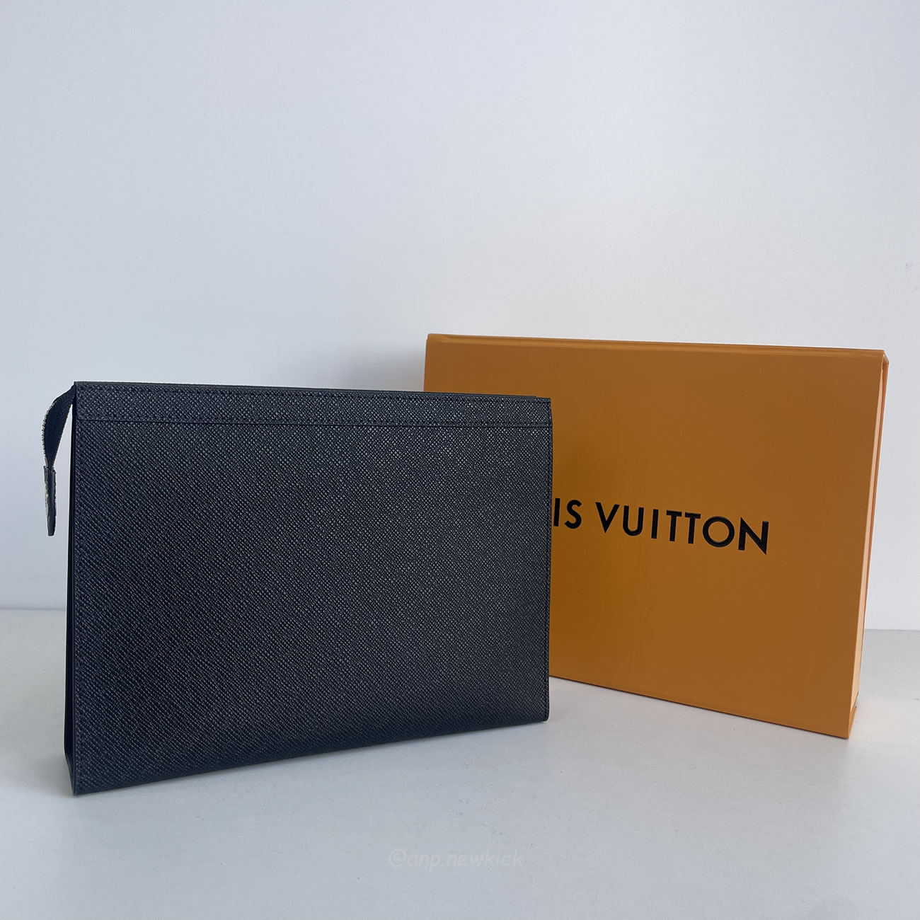 Louis Vuitton Pochette Voyage M30450 (7) - www.newkick.vip