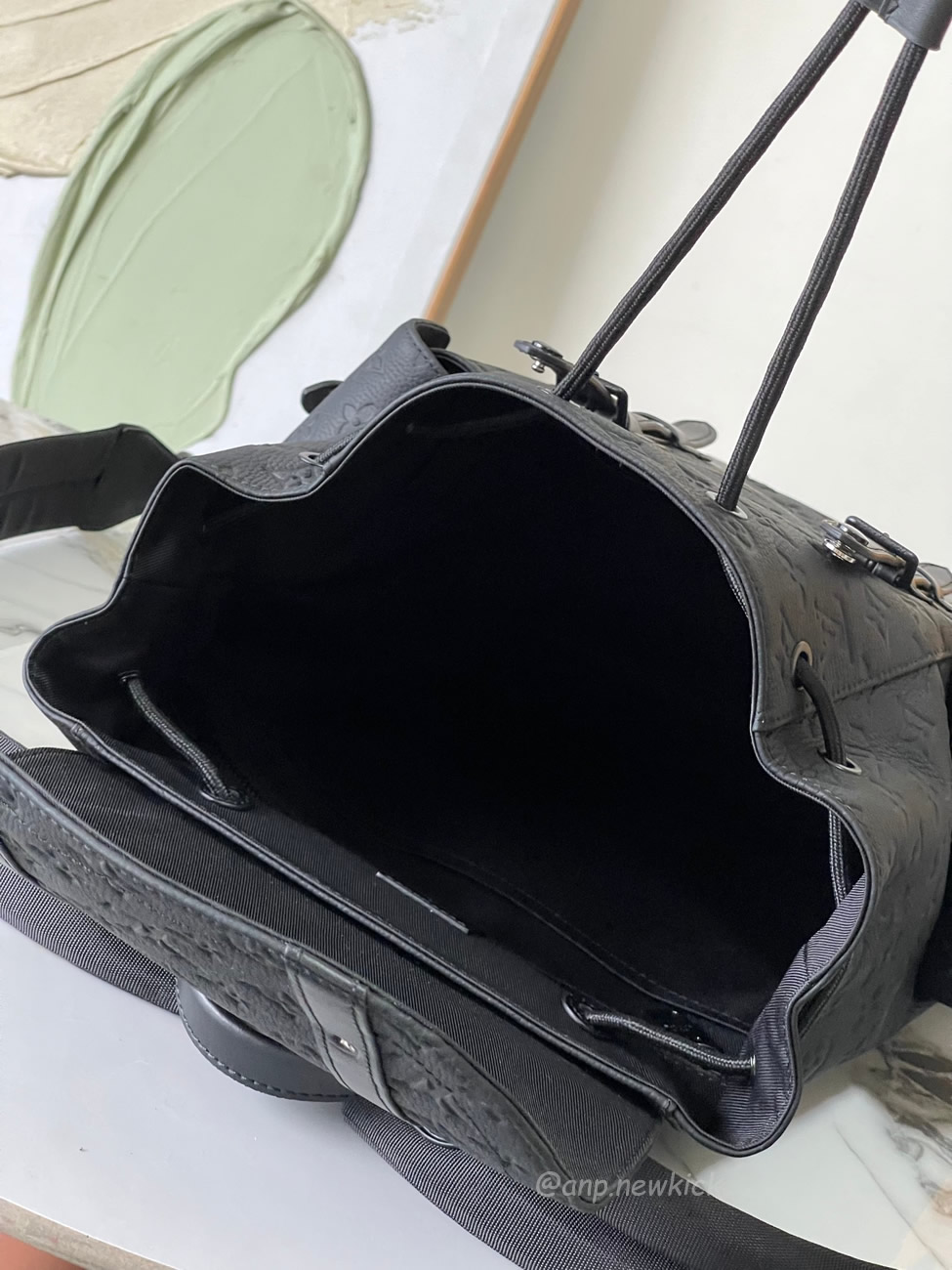 Louis Vuitton Lv Christopher Mm Monogram Taurillon Leather Lg   G90 M55699 (2) - www.newkick.vip