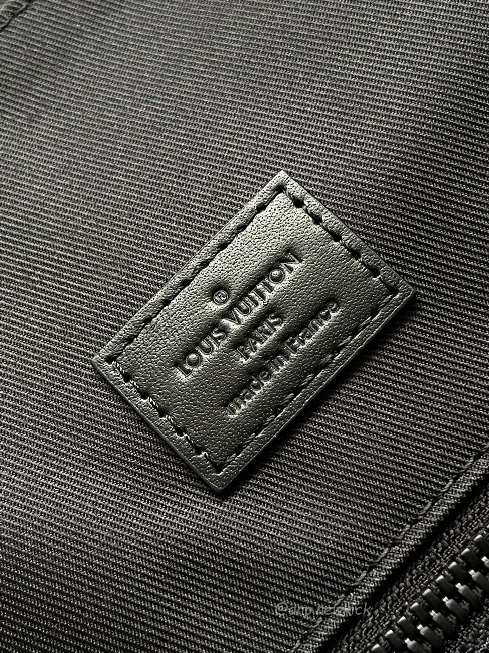 Louis Vuitton Lv Christopher Mm Monogram Taurillon Leather Lg   G90 M55699 (3) - www.newkick.vip