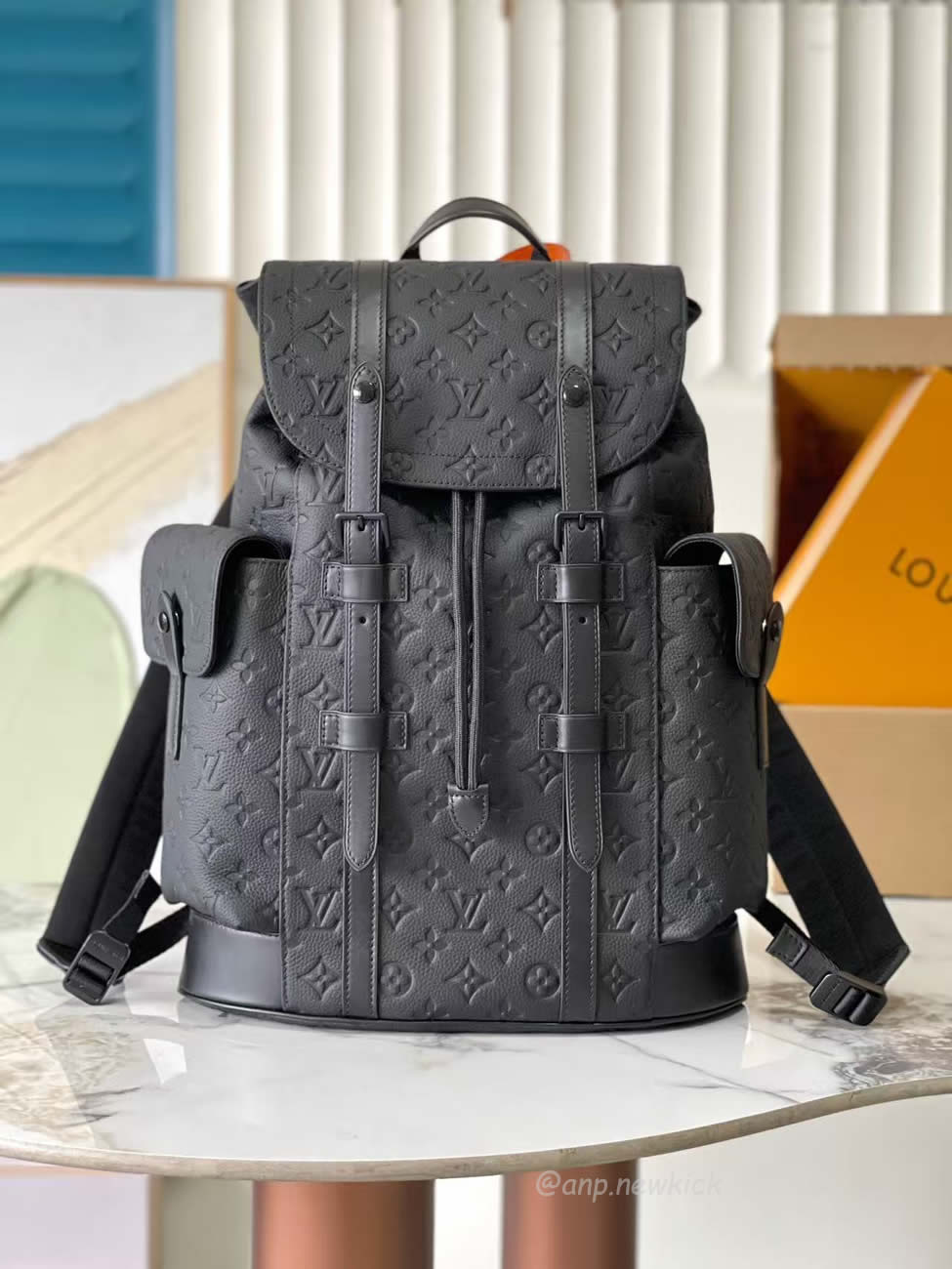 Louis Vuitton Lv Christopher Mm Monogram Taurillon Leather Lg   G90 M55699 (6) - www.newkick.vip