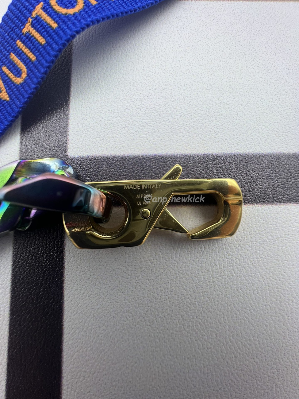 Louis Vuitton Chain Monogram Colors Black Gold Multicolor (3) - www.newkick.vip