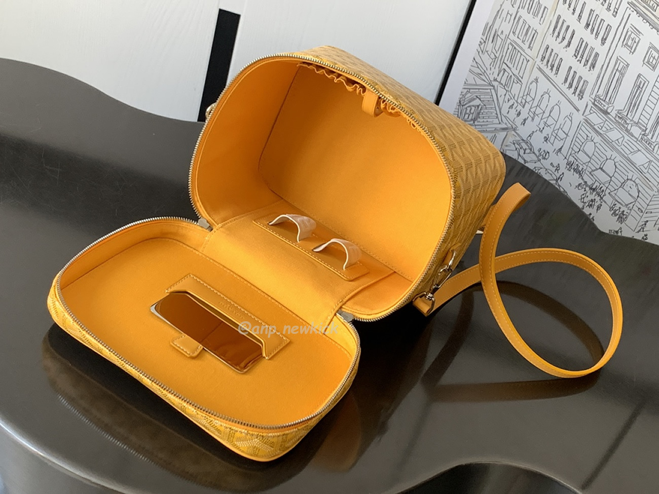 Goyard Muse Cosmetic Bag (21) - www.newkick.vip