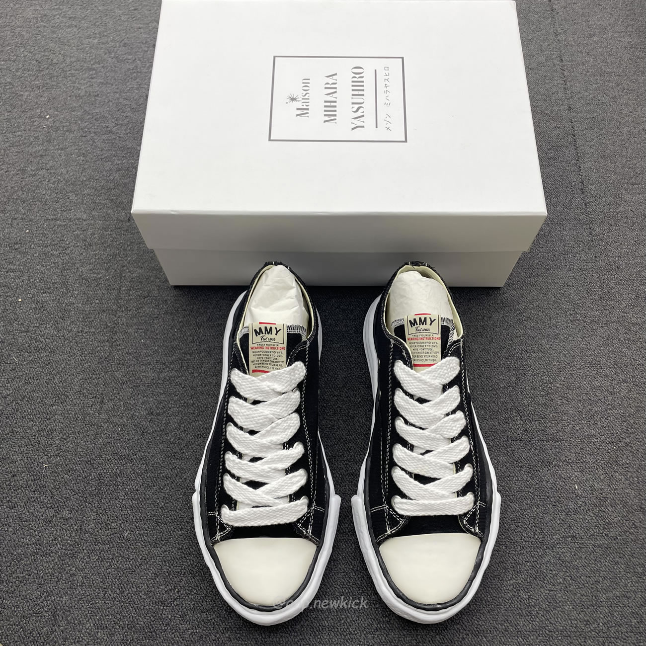 Maison Mihara Yasuhiro Hank Low Top Sneakers Black (10) - www.newkick.vip