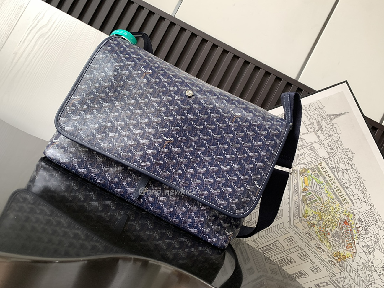Goyard Capetien Medium Size Messenger Bag (9) - www.newkick.vip Goyard Capetien Medium Size Messenger Bag (9) - www.newkick.vip