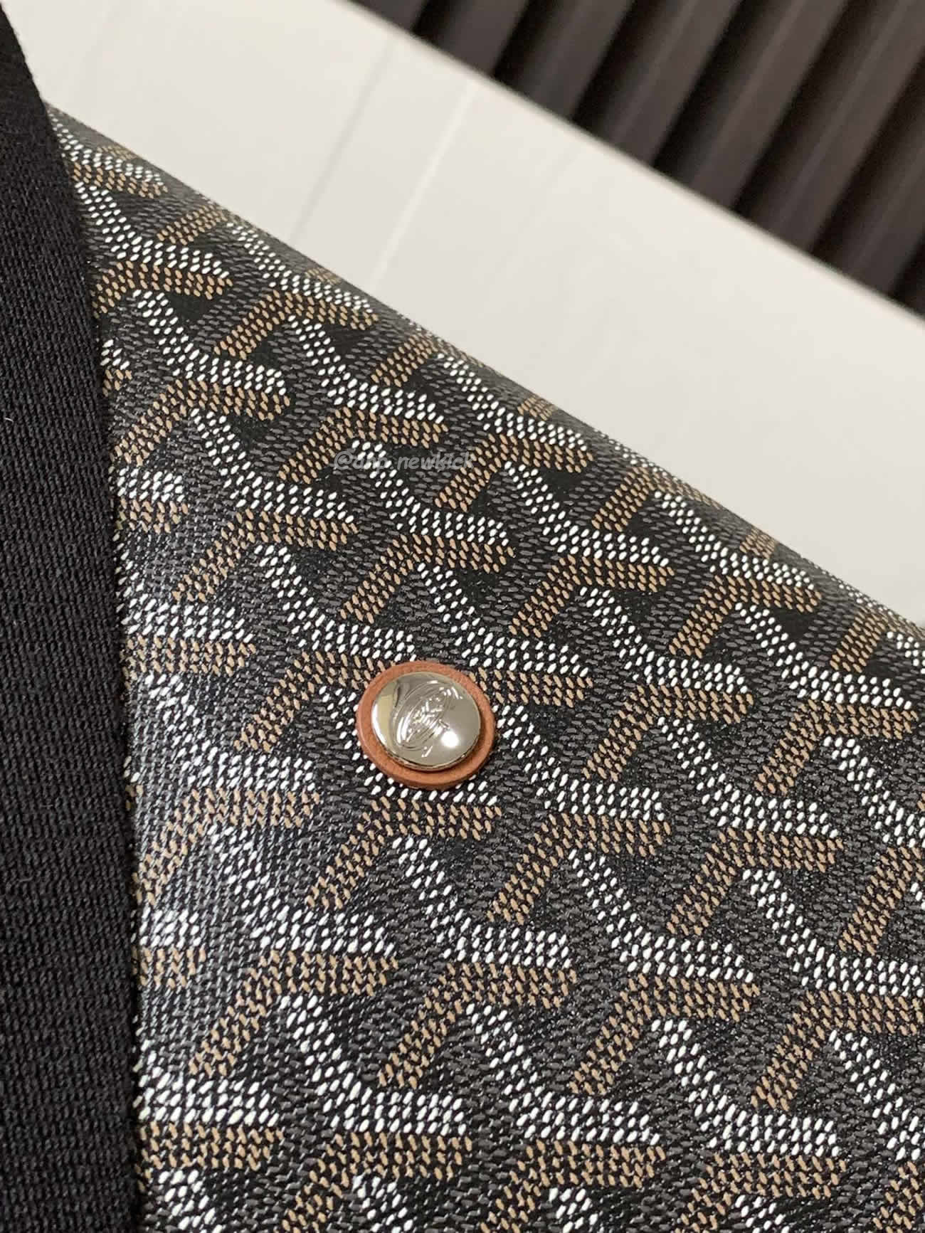 Goyard Capetien Medium Size Messenger Bag (12) - www.newkick.vip