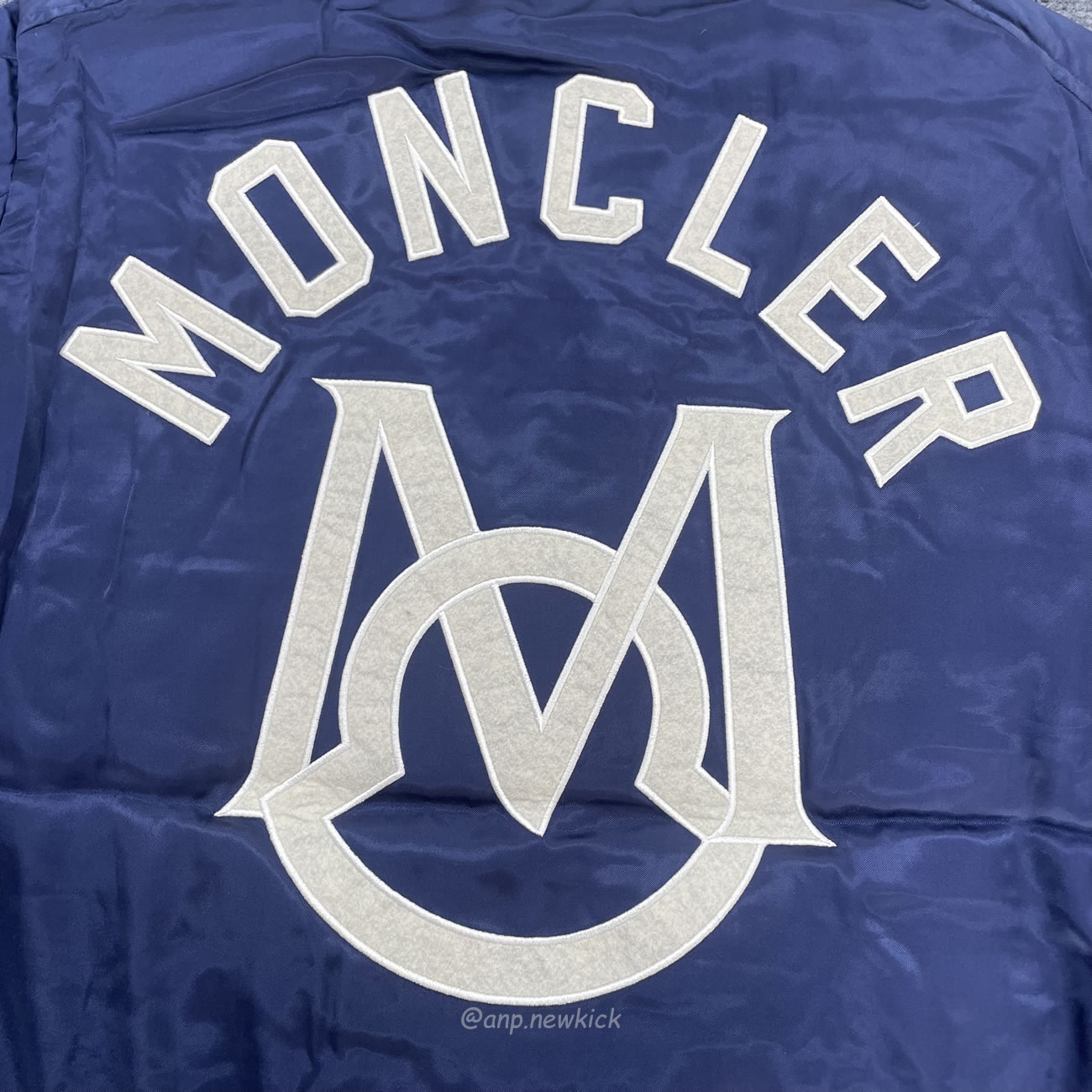 Moncler Dives Down Bomber Jacket (6) - www.newkick.vip Moncler Dives Down Bomber Jacket (6) - www.newkick.vip