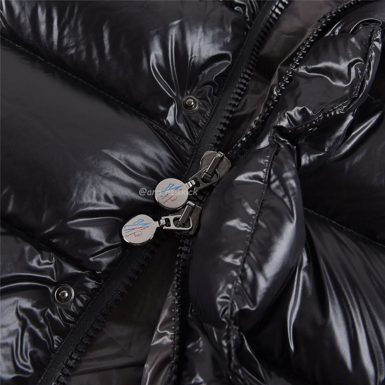 Moncler Tibb Down Gilet Black (8) - www.newkick.vip Moncler Tibb Down Gilet Black (8) - www.newkick.vip
