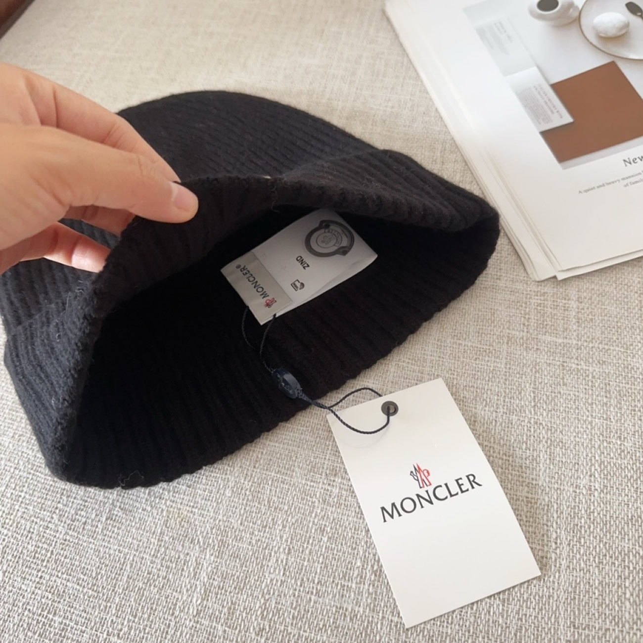 Moncler Logo Patch Beanie Black (5) - www.newkick.vip Moncler Logo Patch Beanie Black (5) - www.newkick.vip