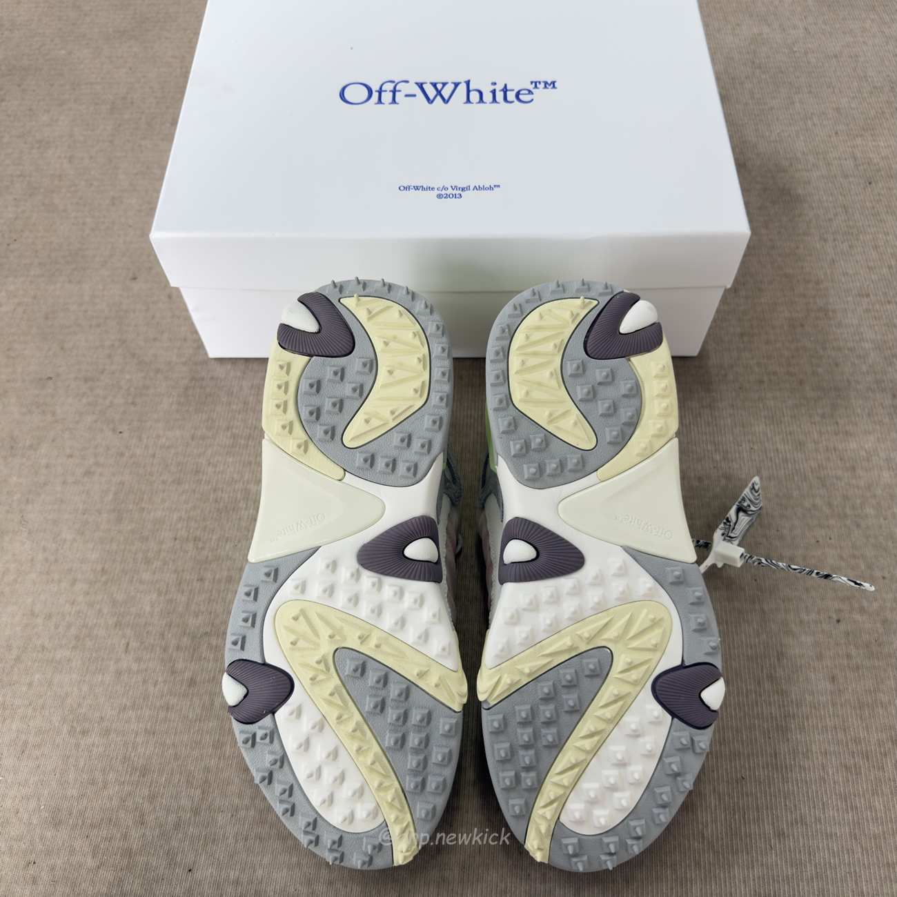 Off White Odsy 2000 Green Arrow Omia190r21fab0010155 (6) - www.newkick.vip