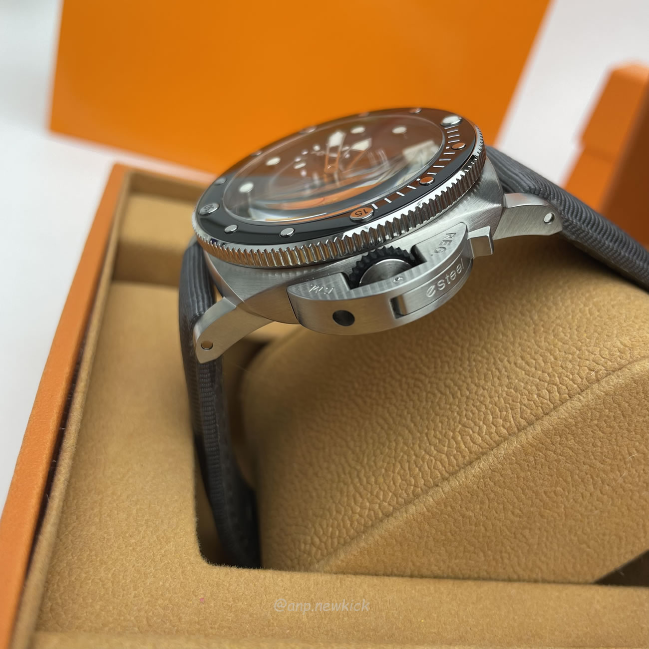 Panerai Luminor Submersible Pam1289 (7) - www.newkick.vip