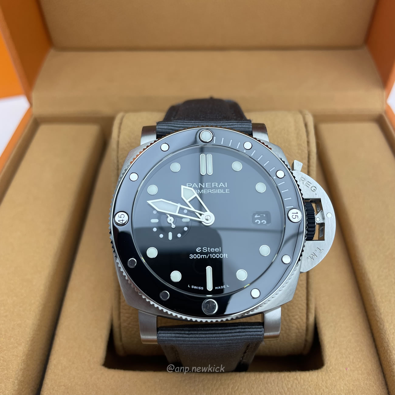 Panerai Luminor Submersible Pam1289 (8) - www.newkick.vip