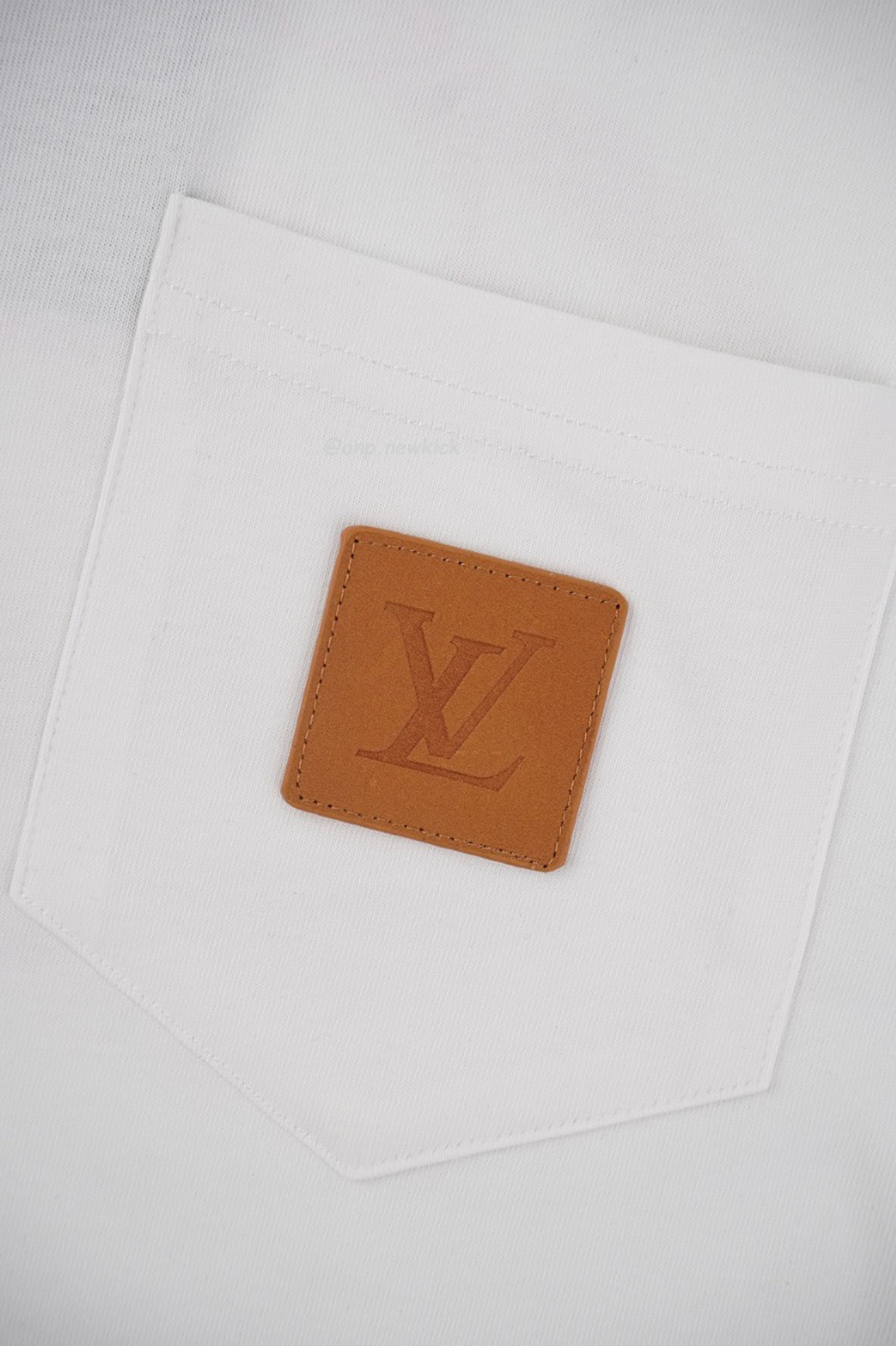 Louis Vuitton 24 Fw Pocket T Shirt (11) - www.newkick.vip Louis Vuitton 24 Fw Pocket T Shirt (11) - www.newkick.vip