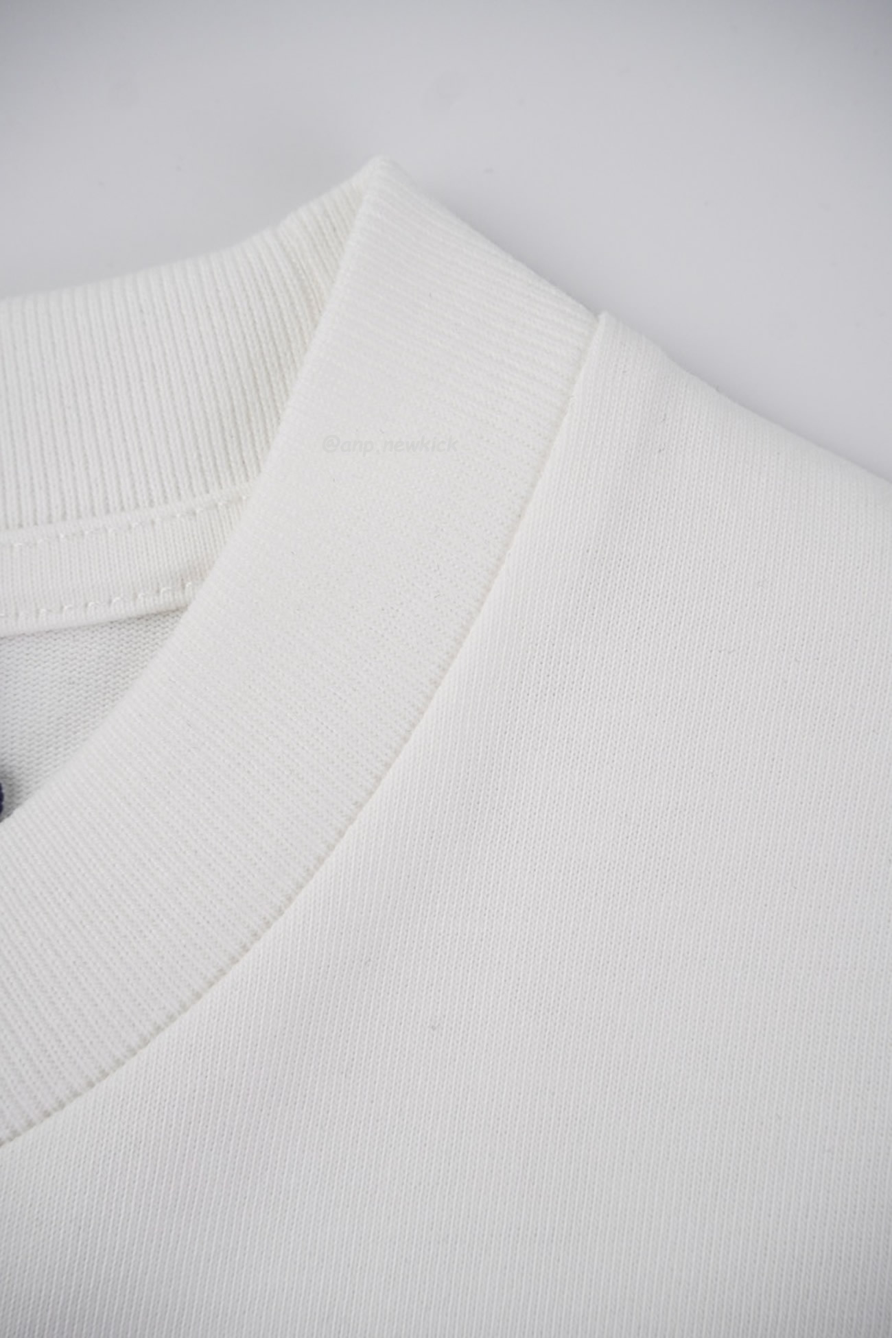 Louis Vuitton 24 Fw Pocket T Shirt (4) - www.newkick.vip Louis Vuitton 24 Fw Pocket T Shirt (4) - www.newkick.vip