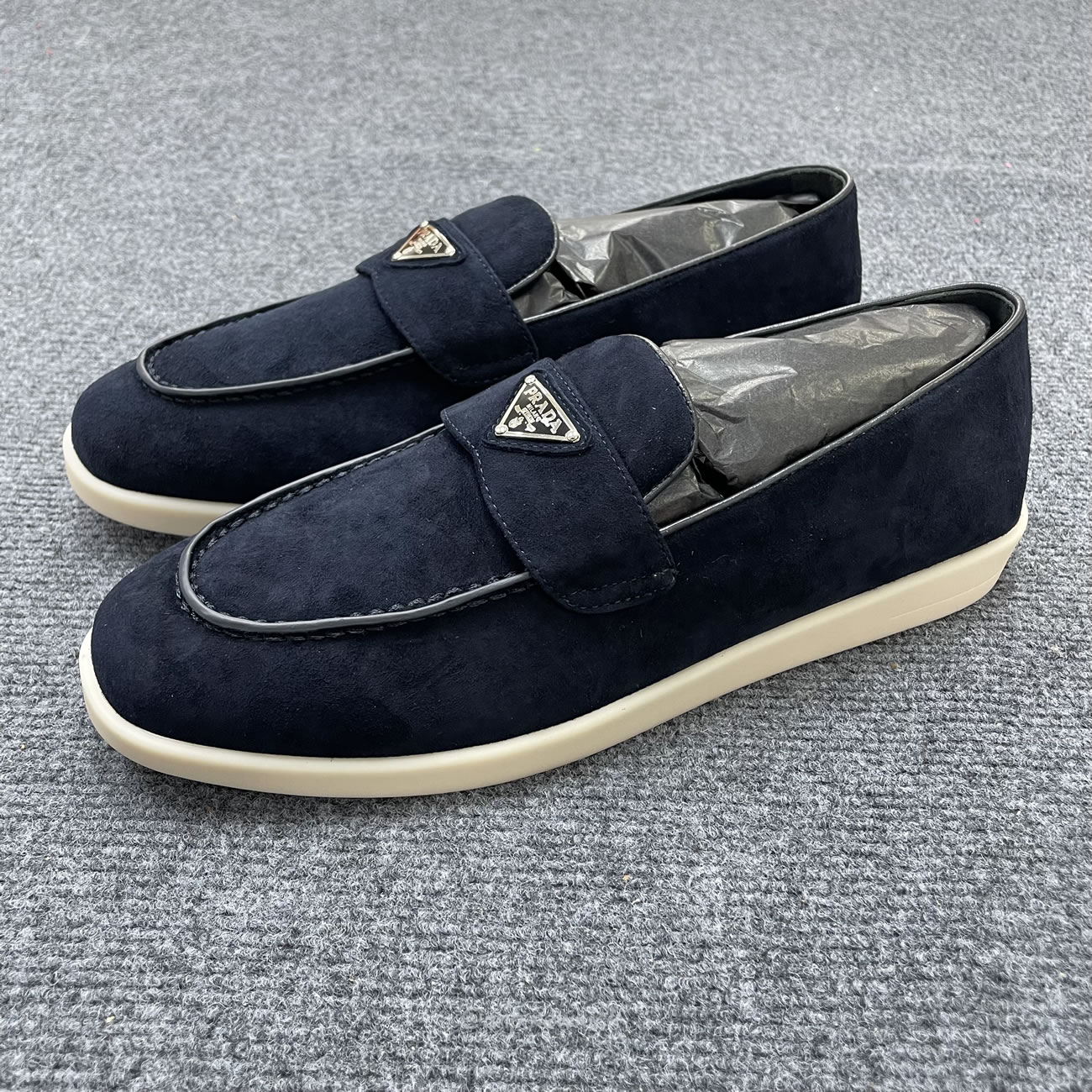Prada Logo Suede Loafers (4) - www.newkick.vip Prada Logo Suede Loafers (4) - www.newkick.vip